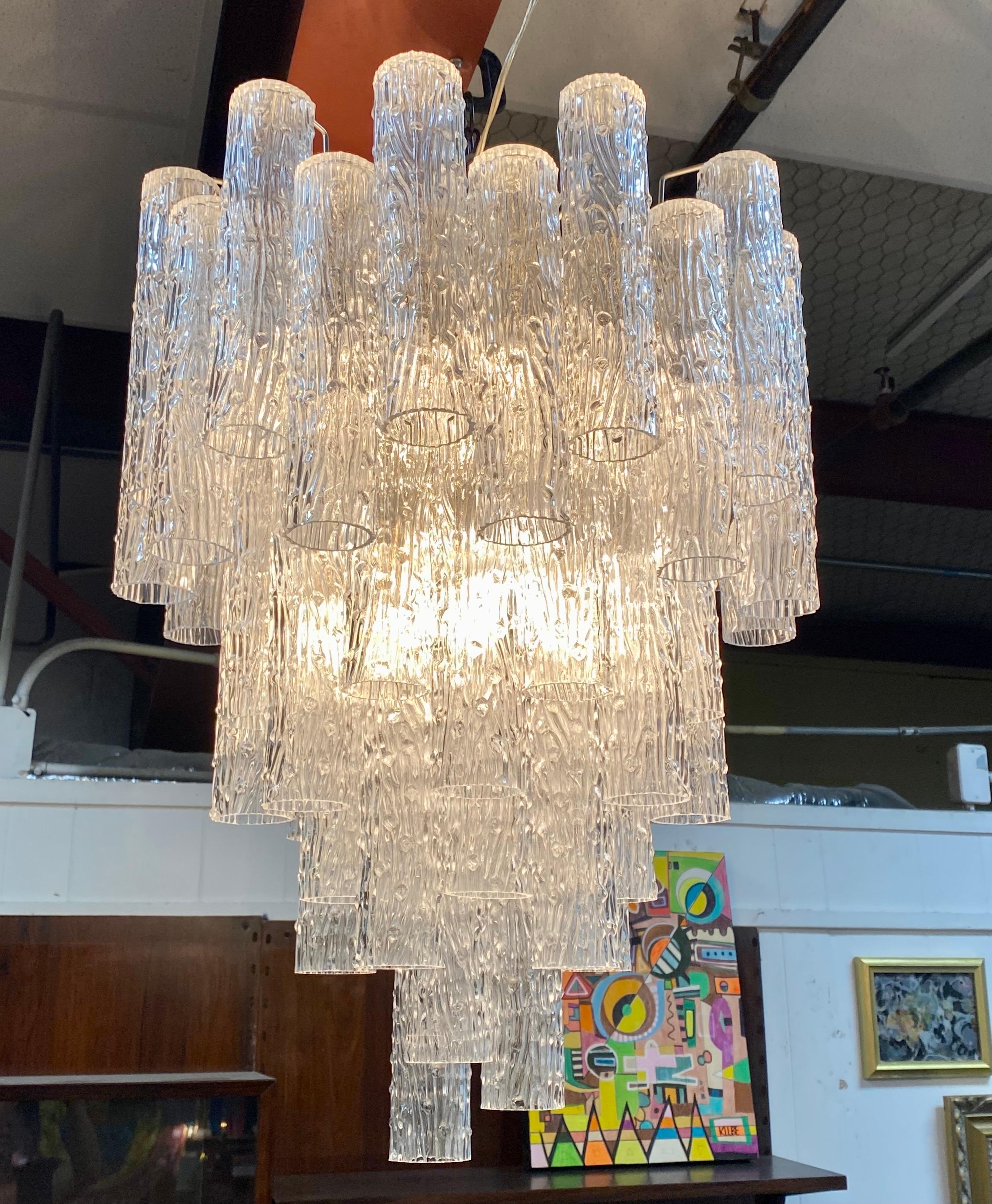 Araña de Murano Moderna de Mediados de Siglo, Circa 1960s en Bueno estado para la venta en San Antonio, TX