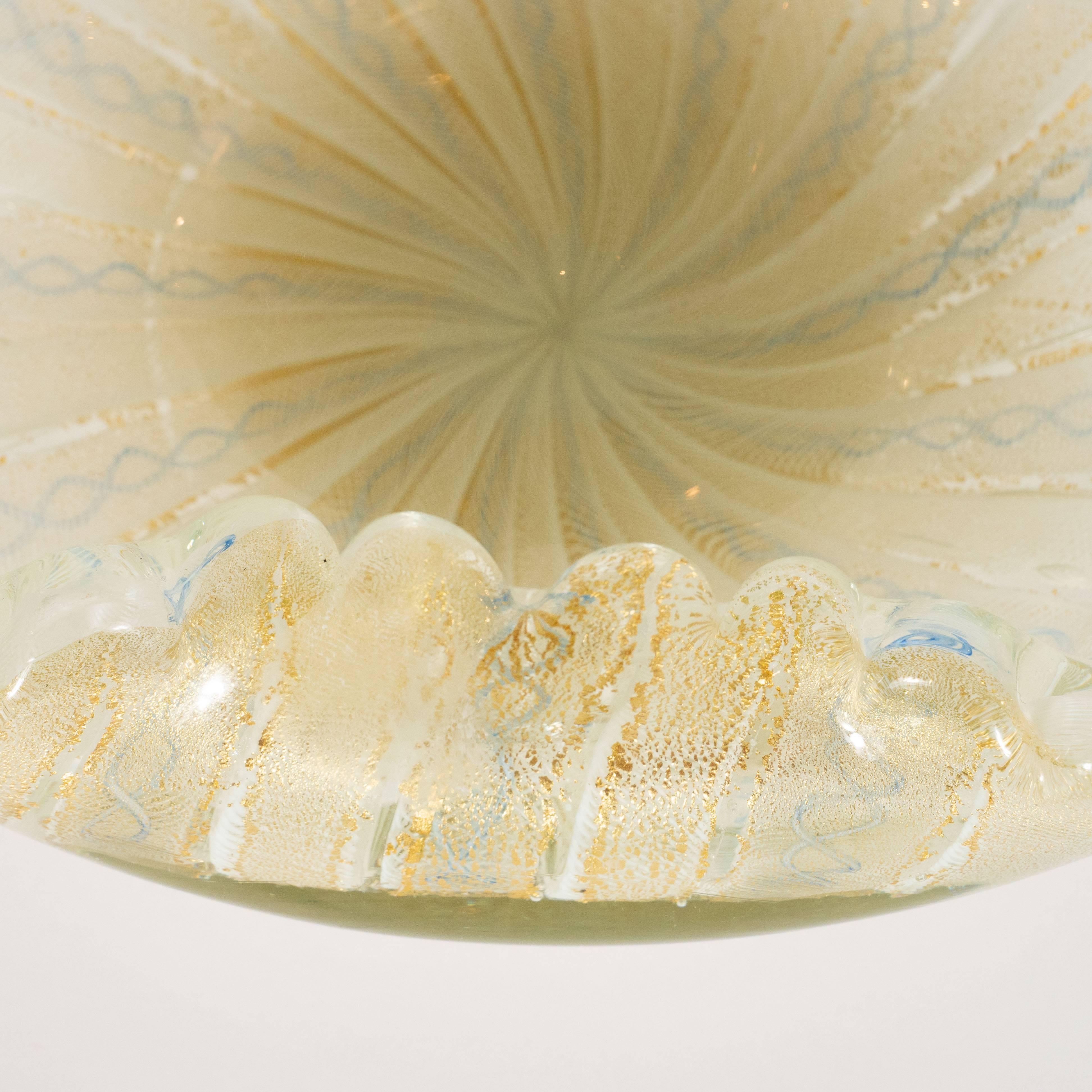 Mid-20th Century Mid-Century Modern Murano Filigrana Decorative Bowl with 24-Karat Gold Flecks