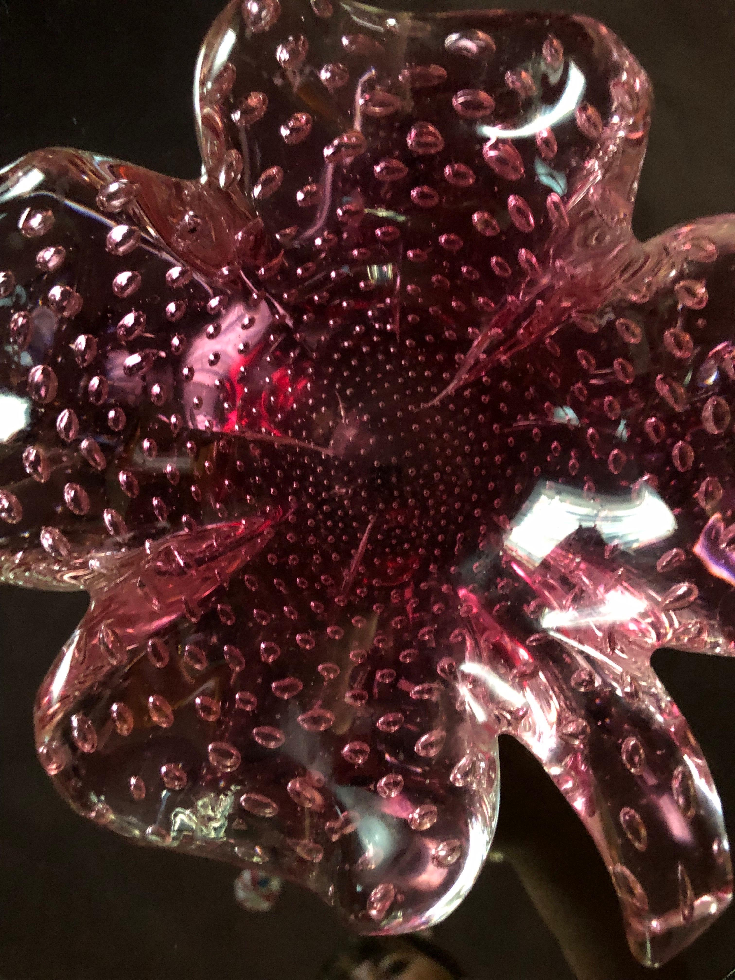 Cenicero de cristal de Murano moderno de mediados de siglo en vidrio rosa Italia Años 60 en venta 2