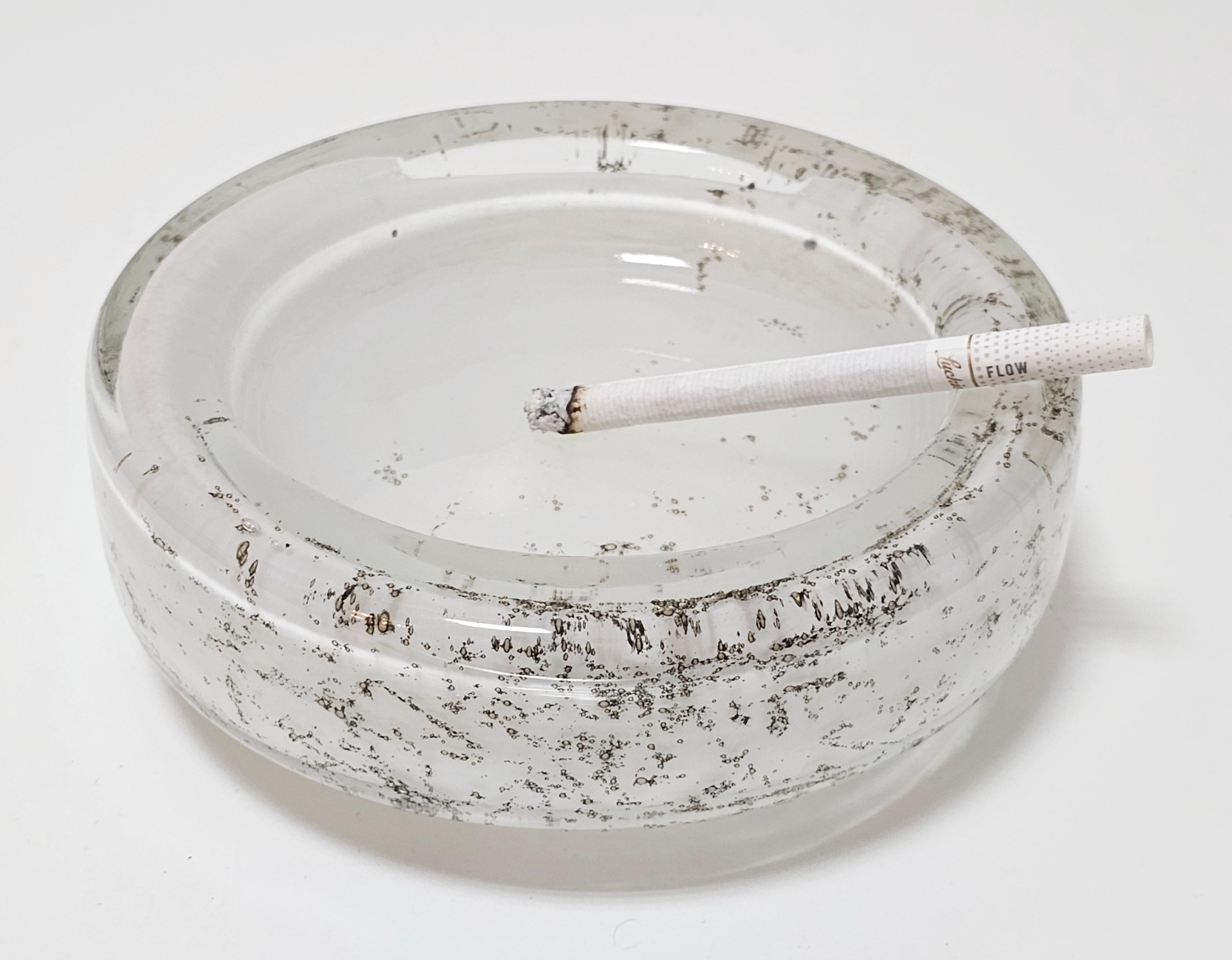 Mid-Century Modern Mid Century Modern Murano Glass Ashtray in White Bubble Glass, Italy 1970s For Sale