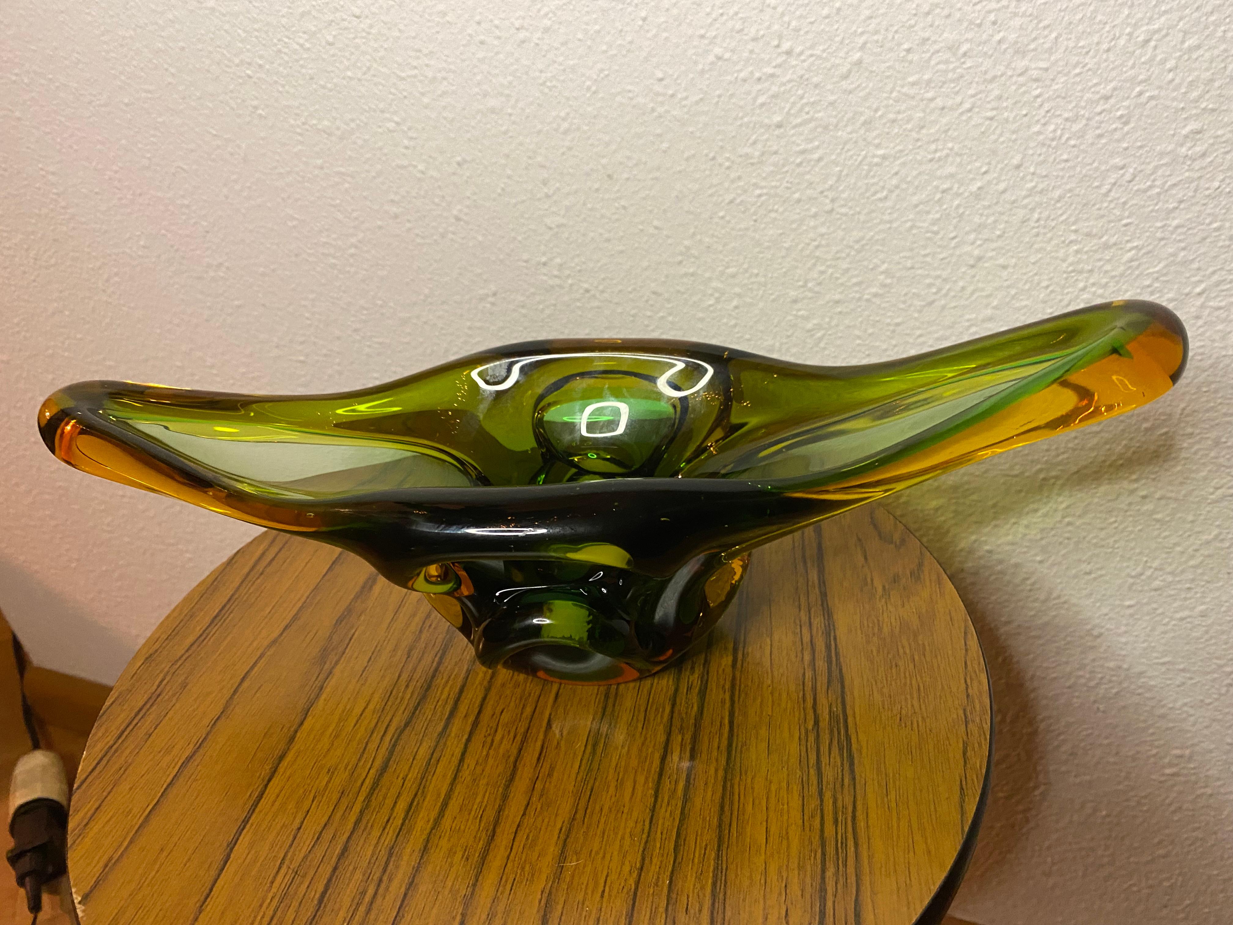 Mid-Century Modern Mid-century Modern Murano Glass Bowl For Sale