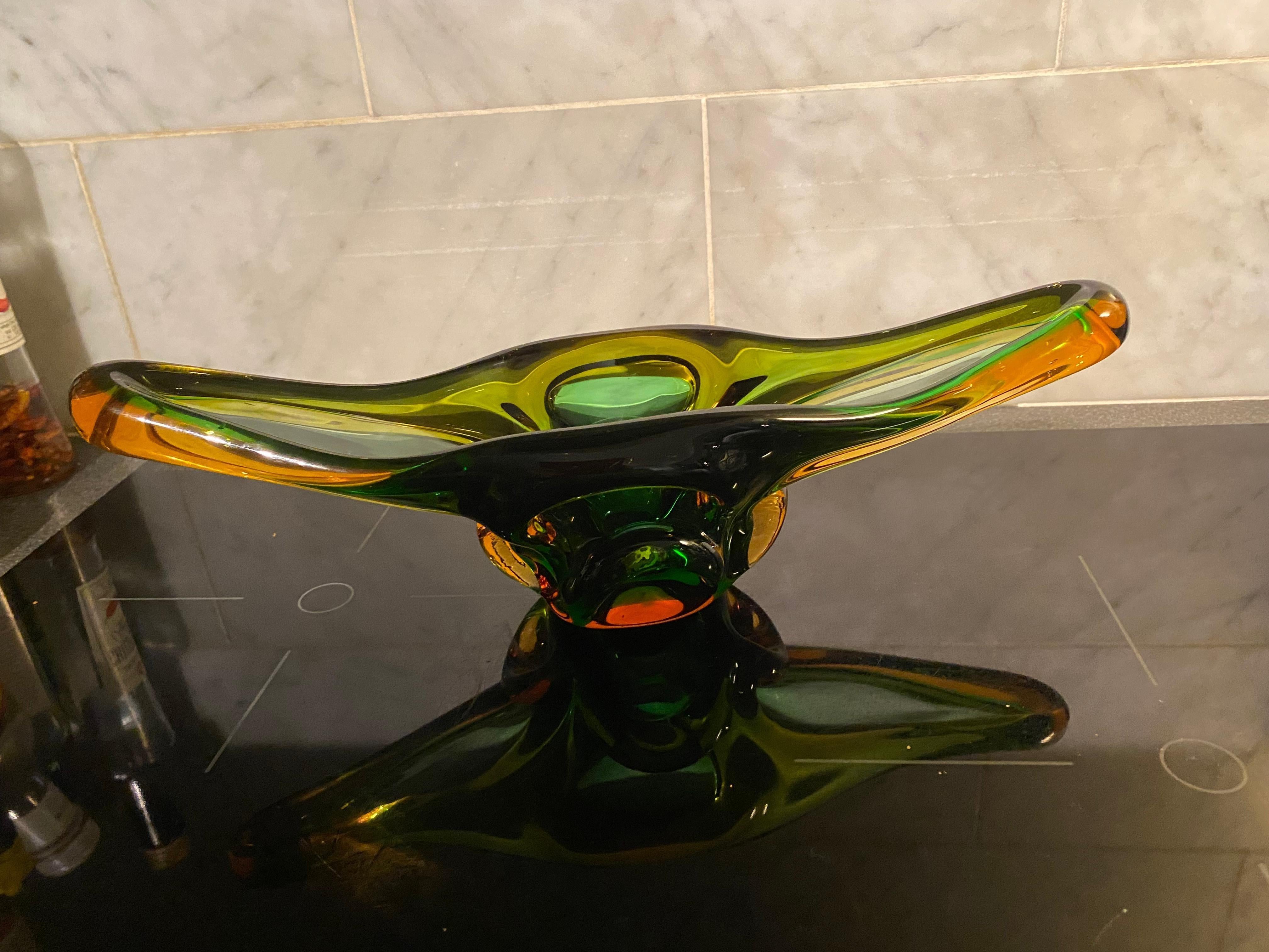 Mid-century Modern Murano Glass Bowl In Good Condition For Sale In Waddinxveen, ZH