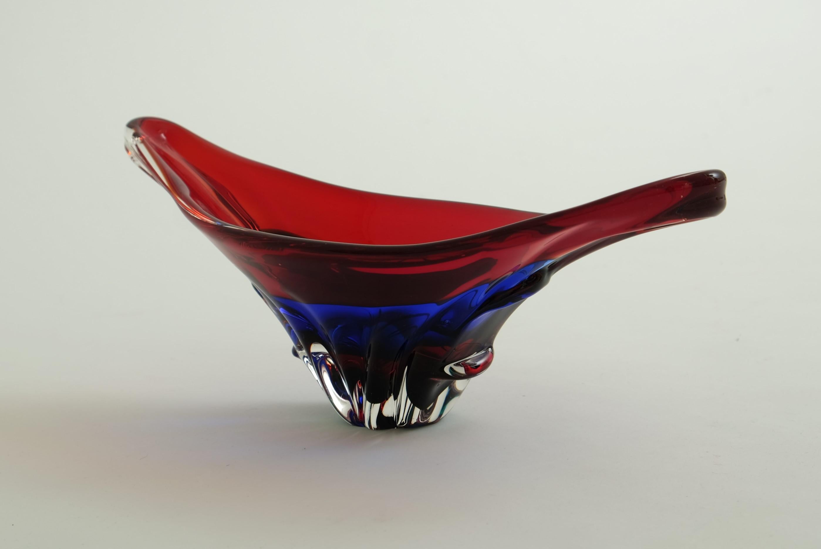 Mid Century Modern Murano Glass Bowl Attributed To Fulvio Bianconi, Italy 1950s In Good Condition For Sale In München, BY