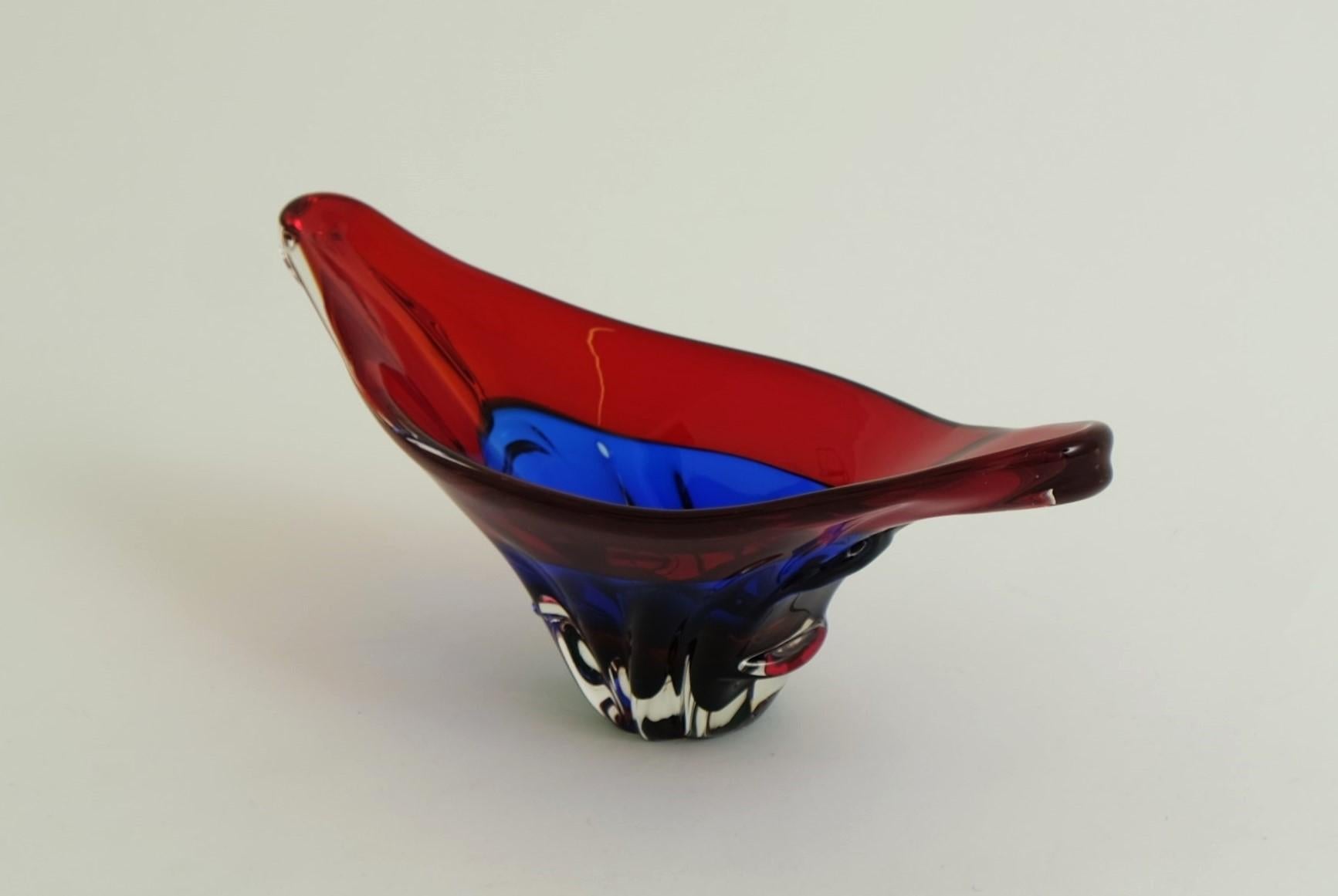 Mid Century Modern Murano Glass Bowl Attributed To Fulvio Bianconi, Italy 1950s For Sale 1