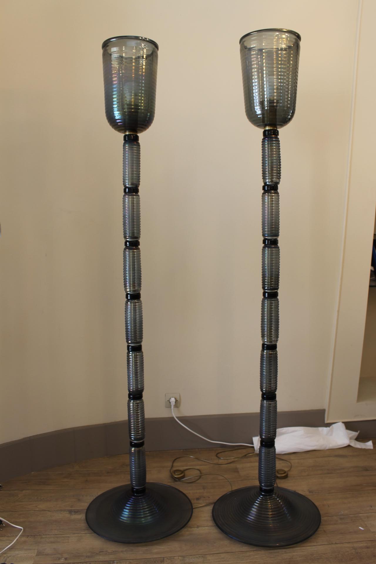 Moderne Stehlampen aus Muranoglas und Messing aus der Mitte des Jahrhunderts im Angebot 10