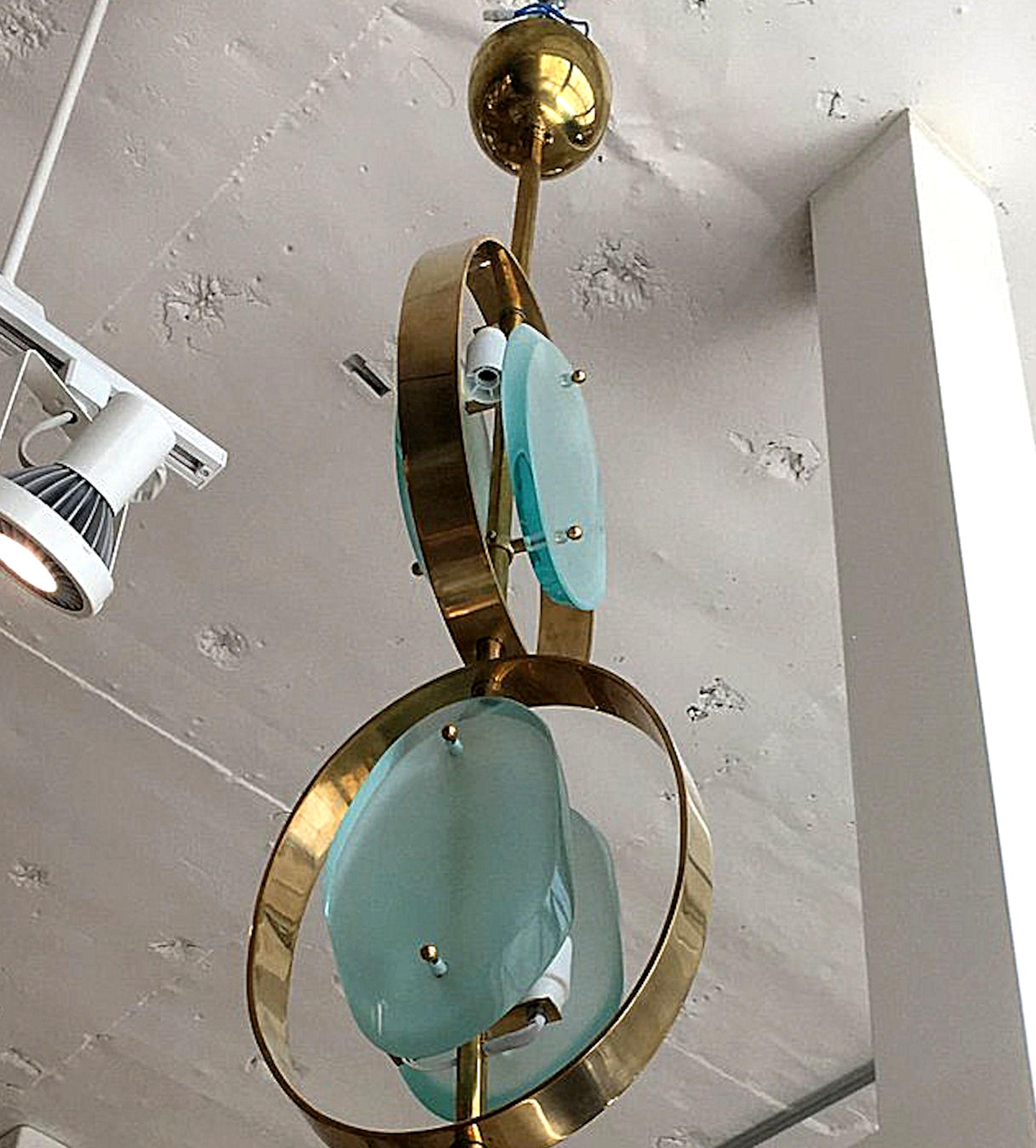 Mid-Century Modern Murano Glass & Brass Pendant Chandelier, Fontana Arte Style In Excellent Condition In Dallas, TX