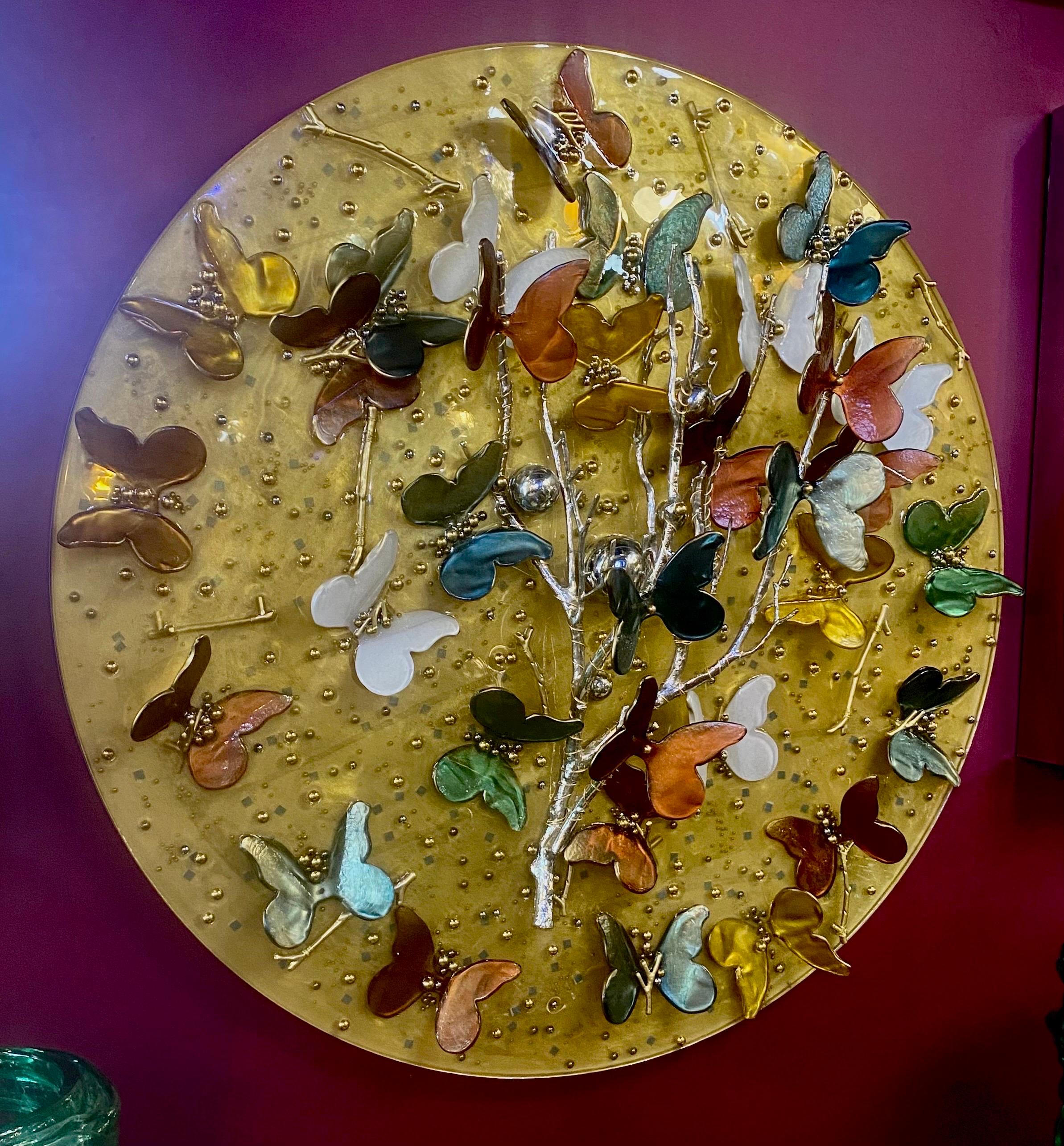 Art mural moderne du milieu du siècle dernier, composition de papillons mixtes en verre de Murano en vente 1