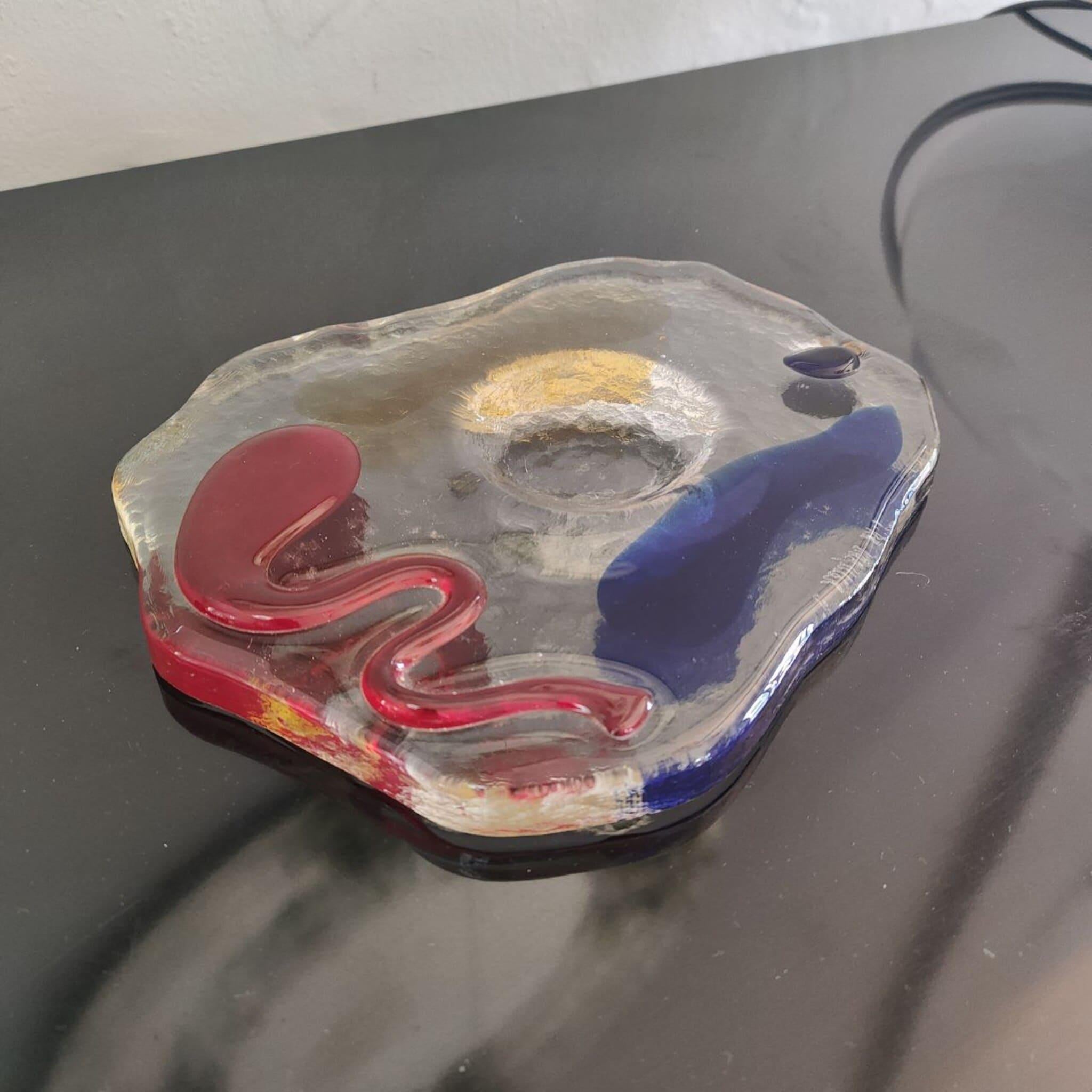 Cenicero de cristal de Murano moderno de mediados de siglo Luigi Serafini Memphis Años 80 Moderno de mediados de siglo en venta
