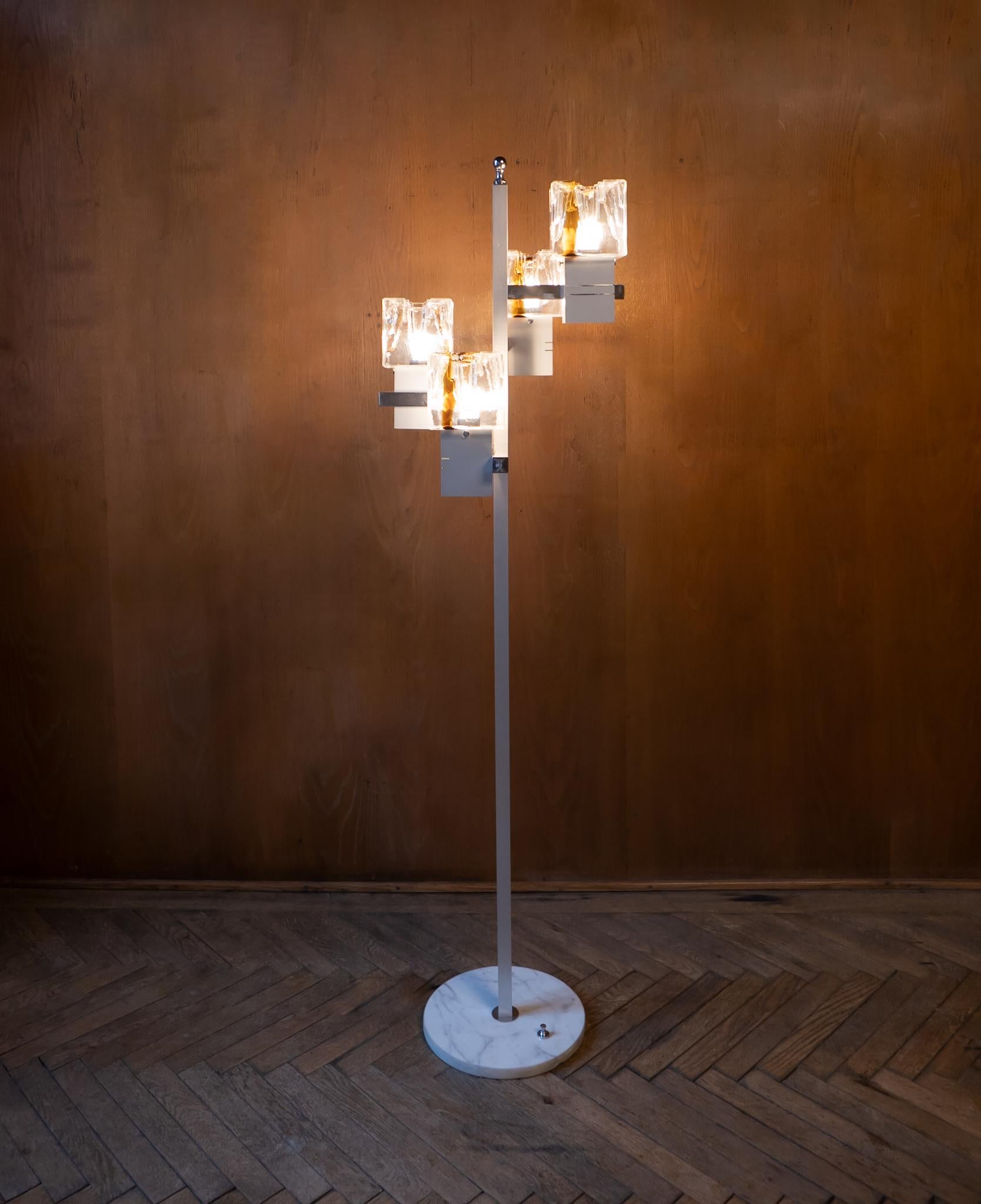 Mid-Century Modern Murano Glass Chrome Floor Lamp by T. Zuccheri, Italy 1970s For Sale 11