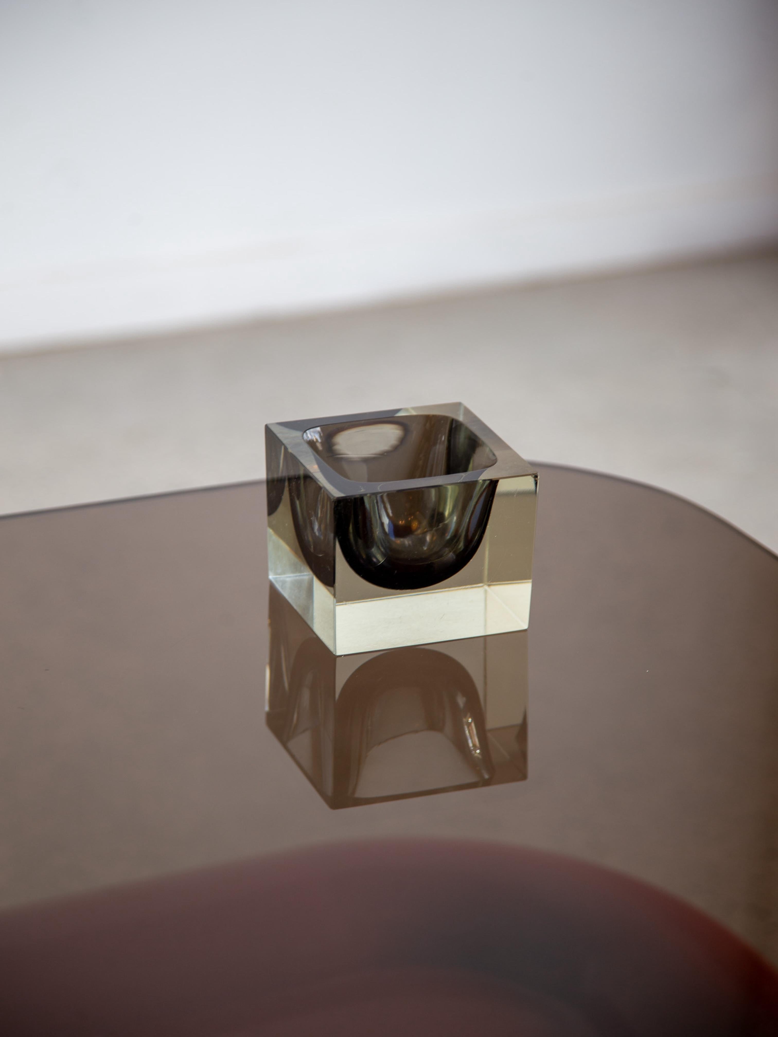 Cube de verre Murano de The Moderns Modern en vente 4