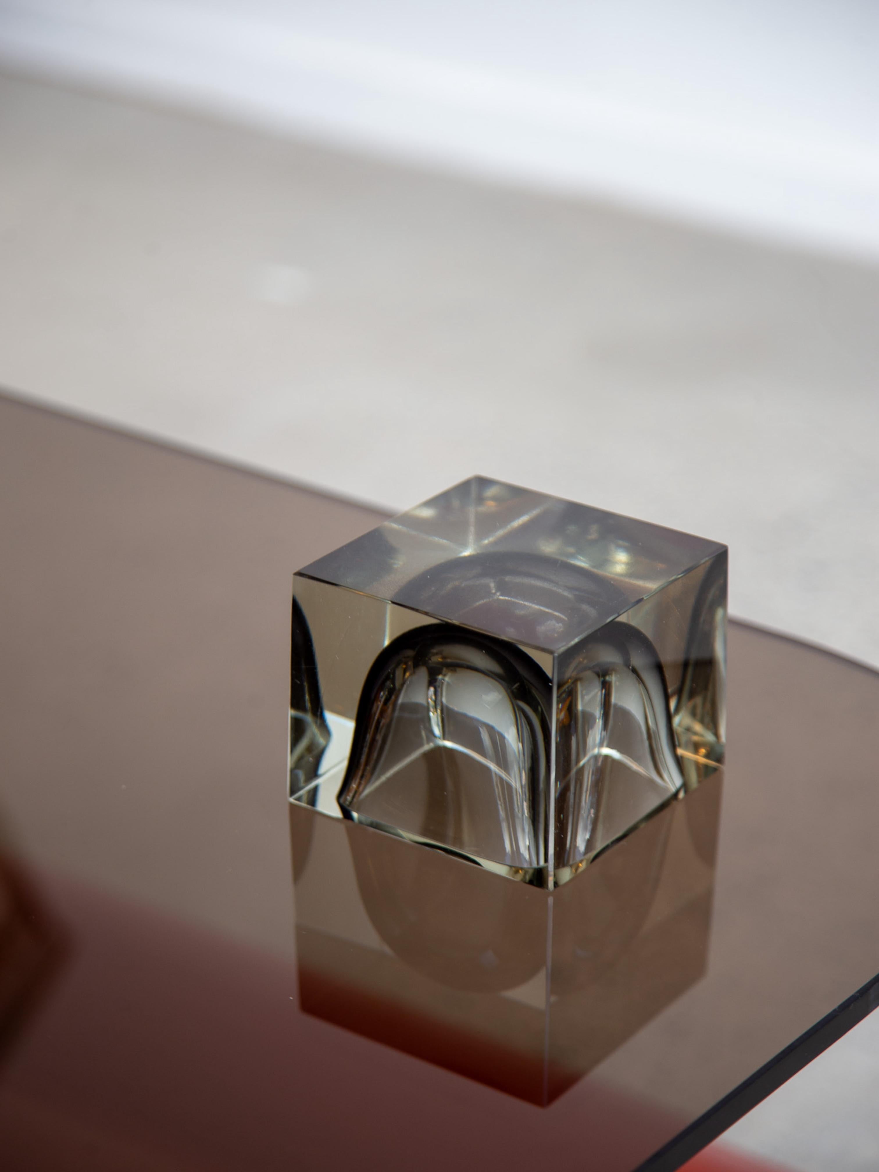 Mid-Century Modern Cube de verre Murano de The Moderns Modern en vente