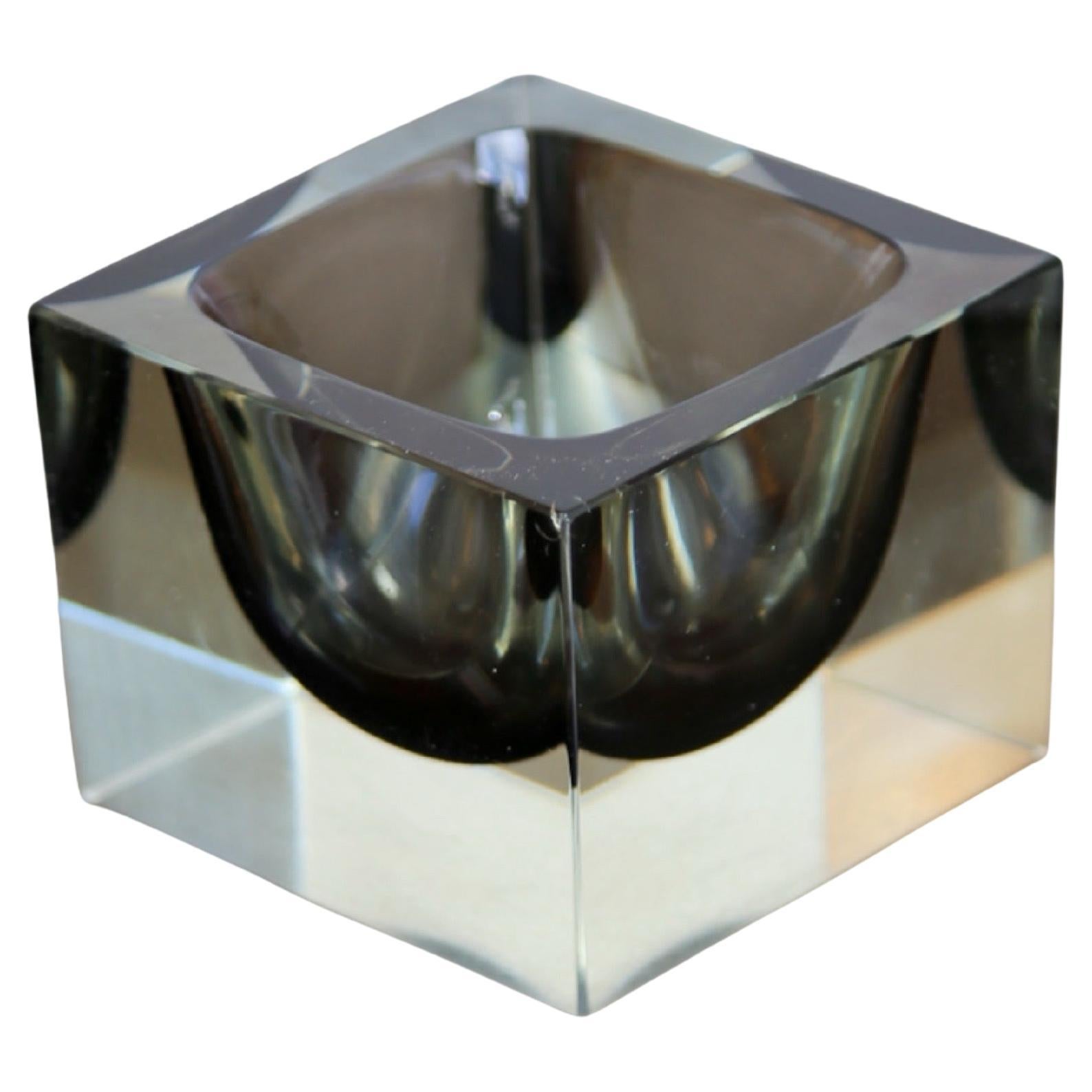 Cube de verre Murano de The Moderns Modern en vente