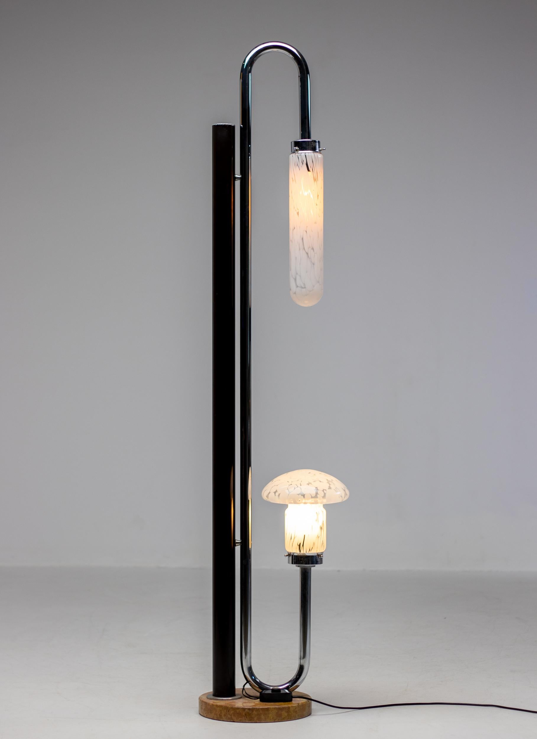 Lampadaire en verre de Murano moderne du milieu du siècle dernier par Carlo Nason pour Mazzega en vente 4
