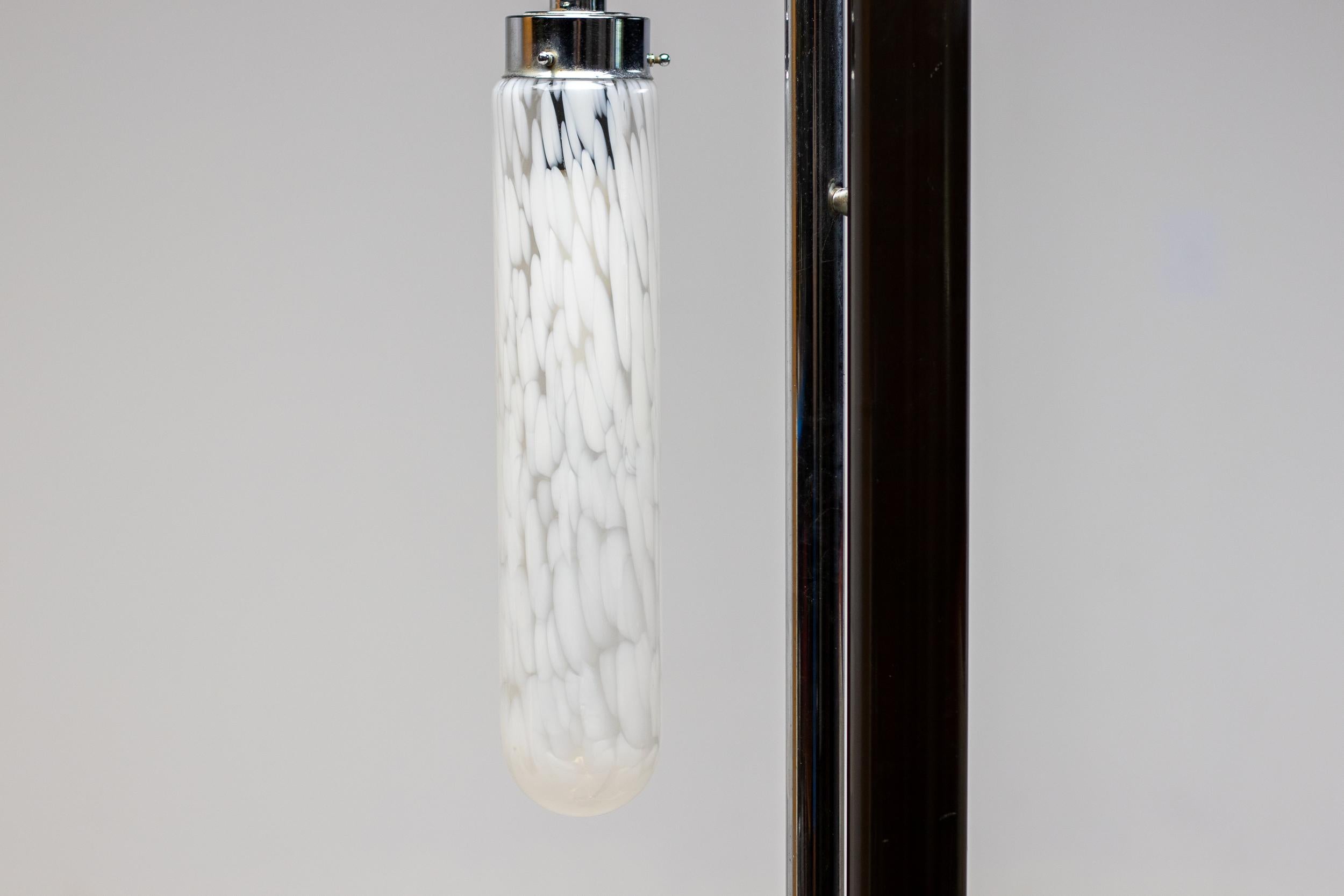 Mid-Century Modern Lampadaire en verre de Murano moderne du milieu du siècle dernier par Carlo Nason pour Mazzega en vente