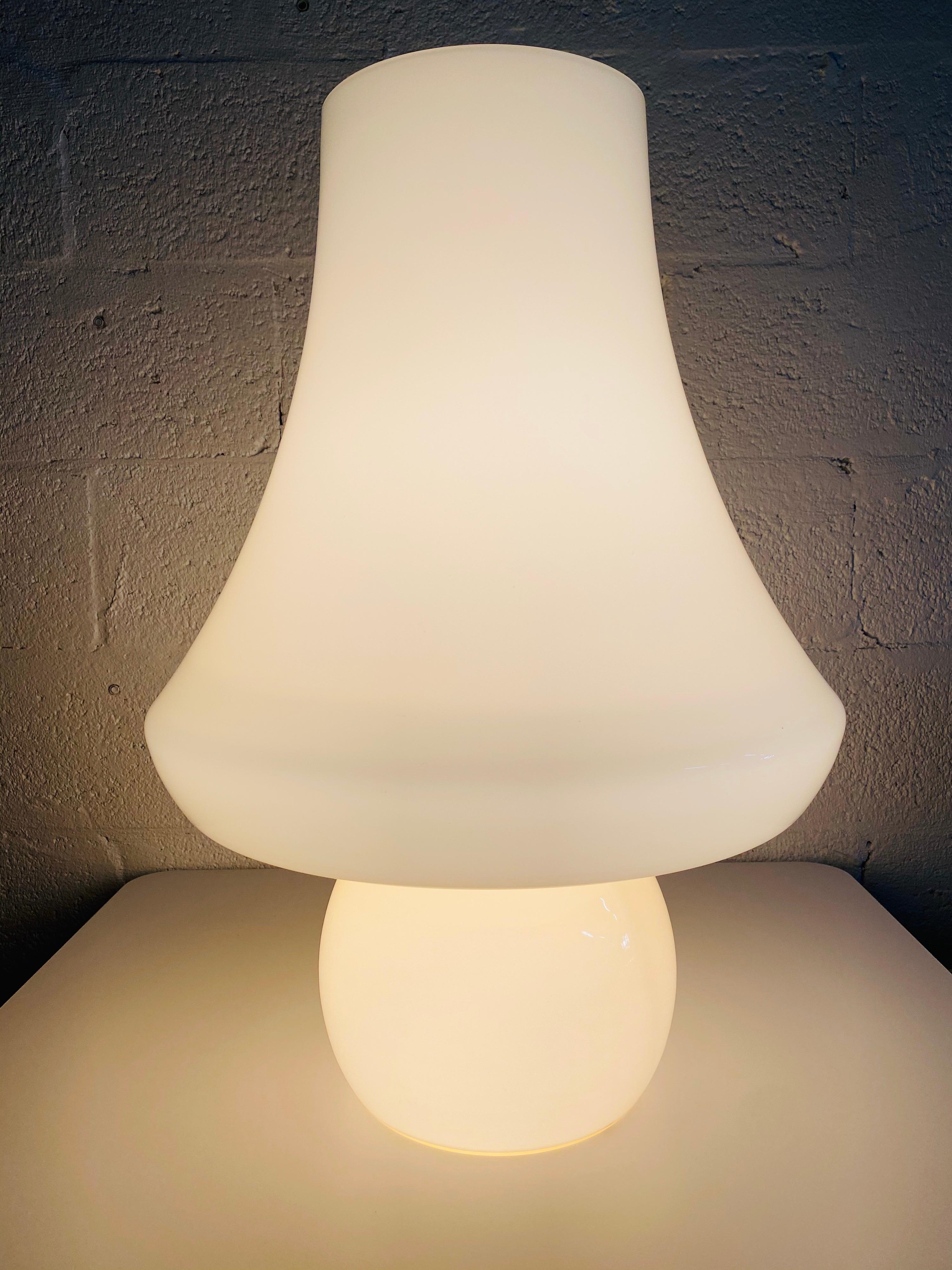 Italian Murano glass mushroom lamp from the 1970s. Glass is a creamy white color with two bulbs and double on/off toggle switch.