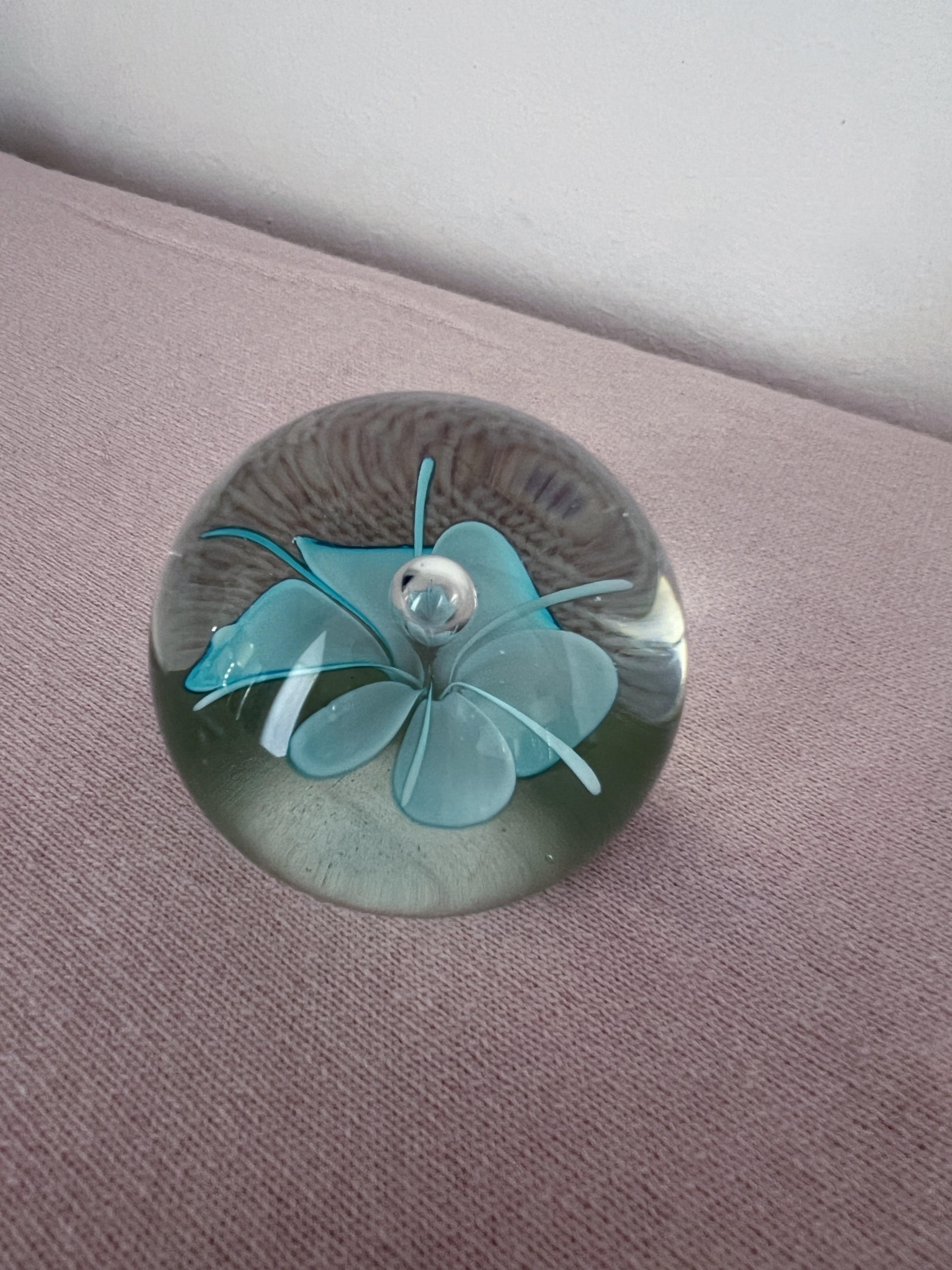 Italian Mid century modern Murano glass paperweight, 1960 For Sale