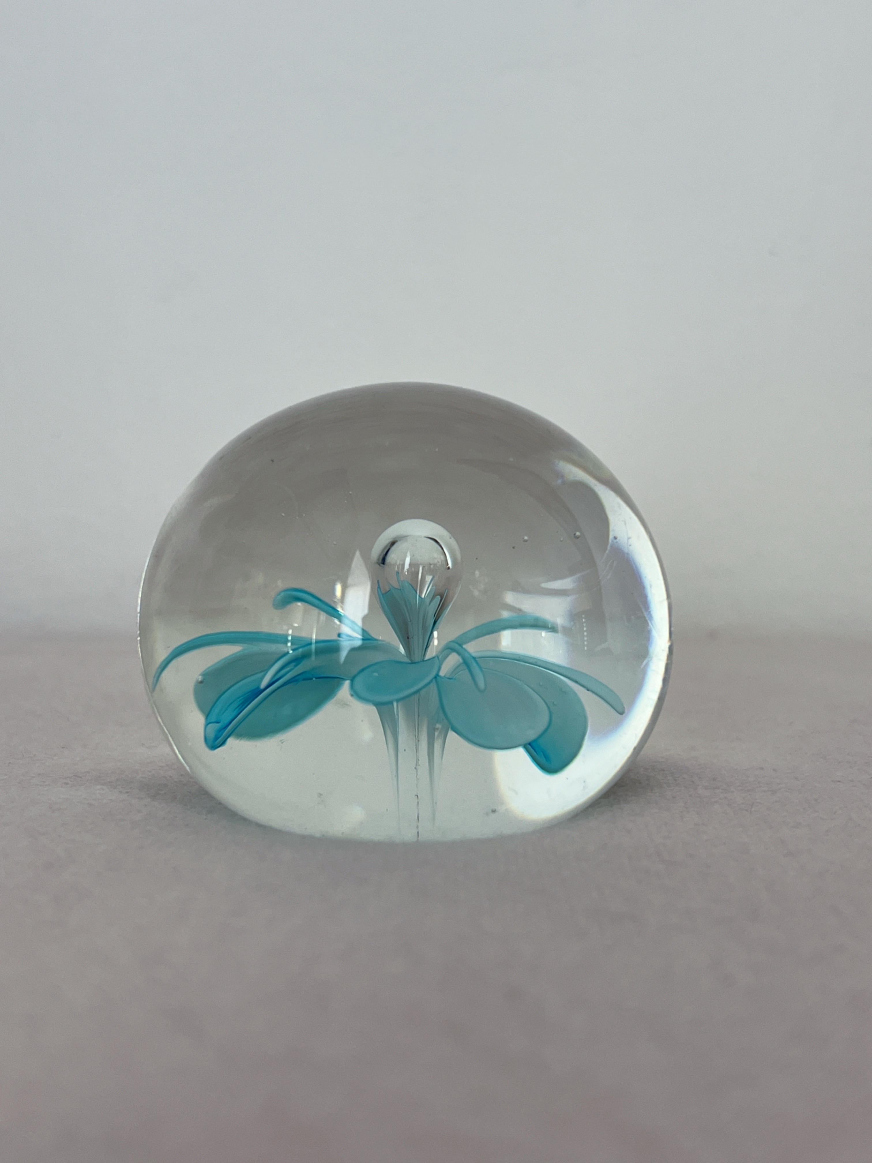 Mid century modern Murano glass paperweight, 1960 For Sale 1