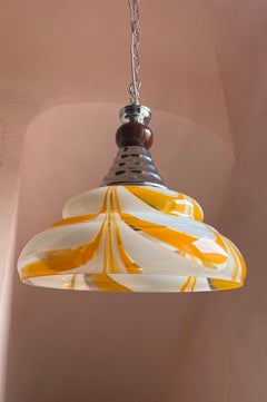 Suspension en verre de Murano de style « Mid-Century Modern », créée par Carlo Nason pour Mazzega (Italie), années 1970