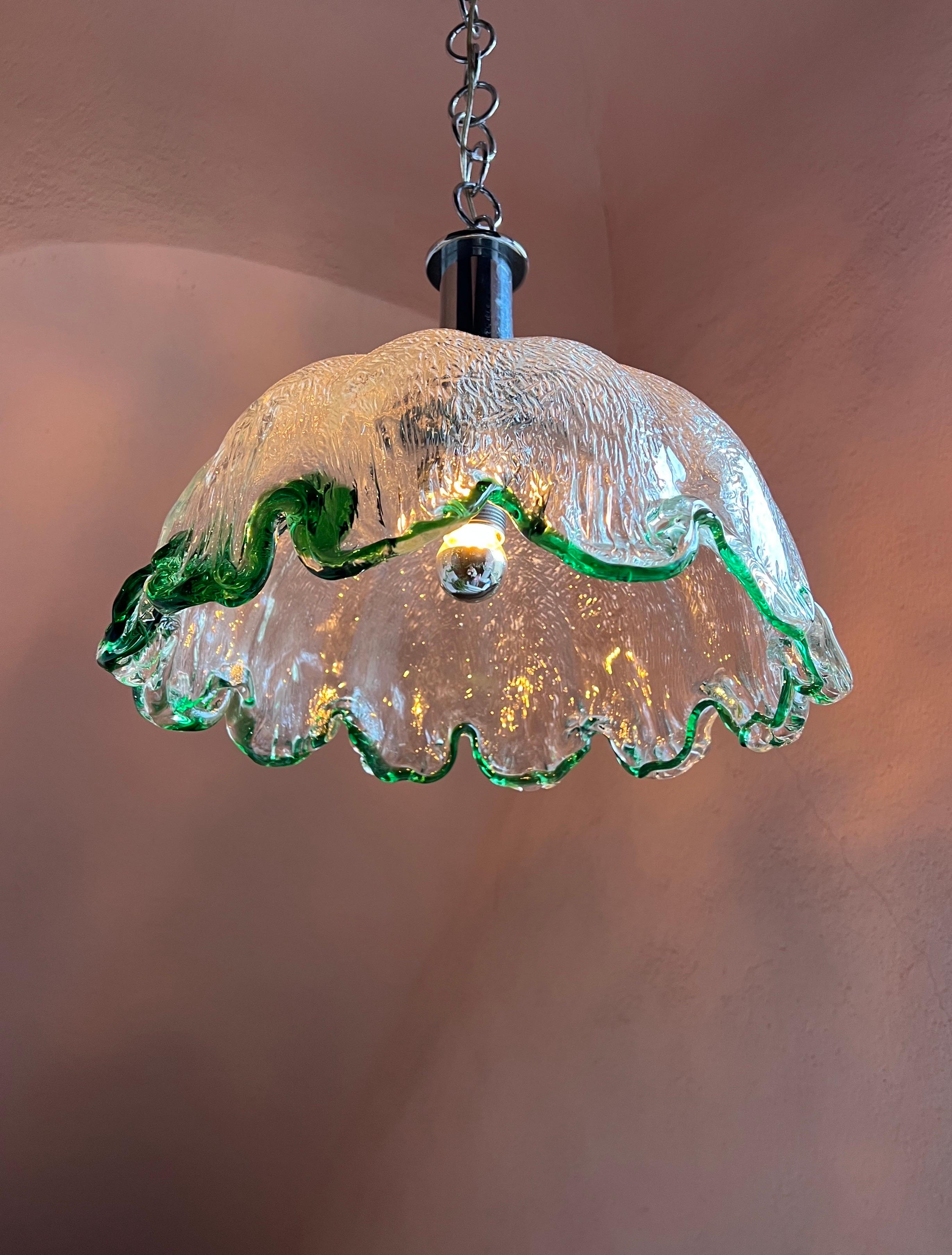 Mid century modern Murano glass pendant light 1970s Italy In Good Condition For Sale In Palermo, PA