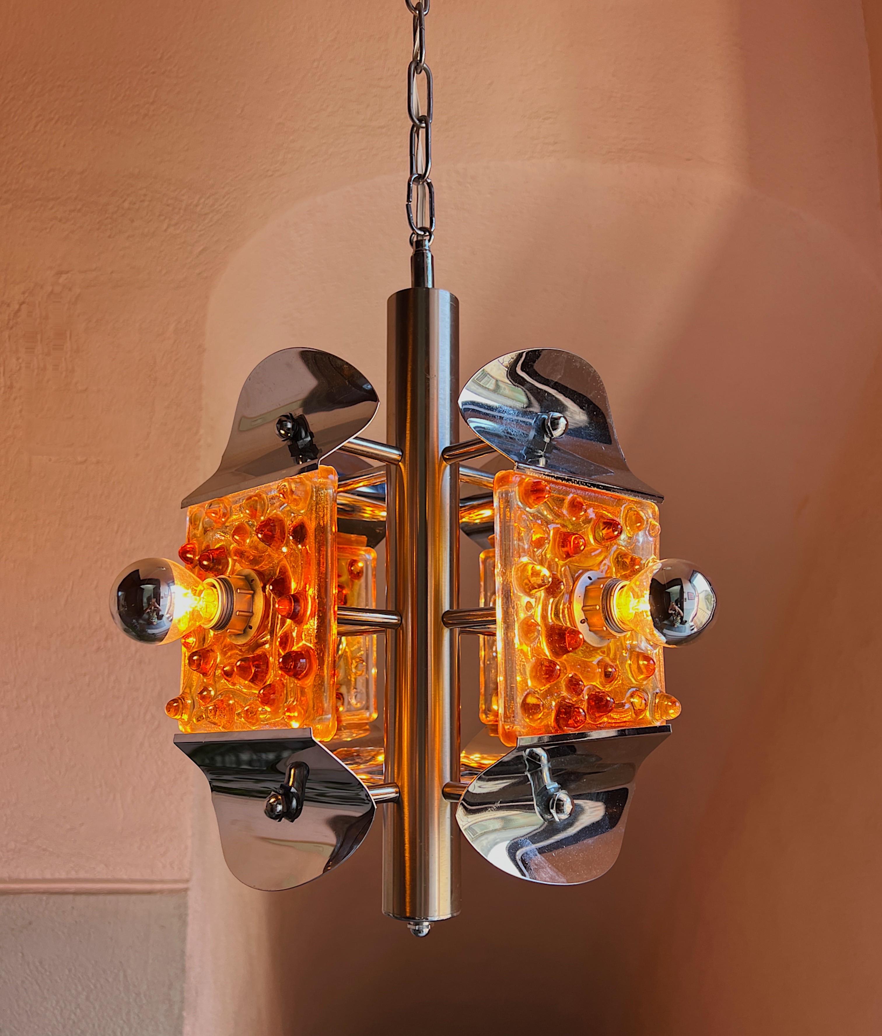 Lampe à suspension en verre de Murano de style mi-siècle moderne, par Mazzega, 1970  en vente 2