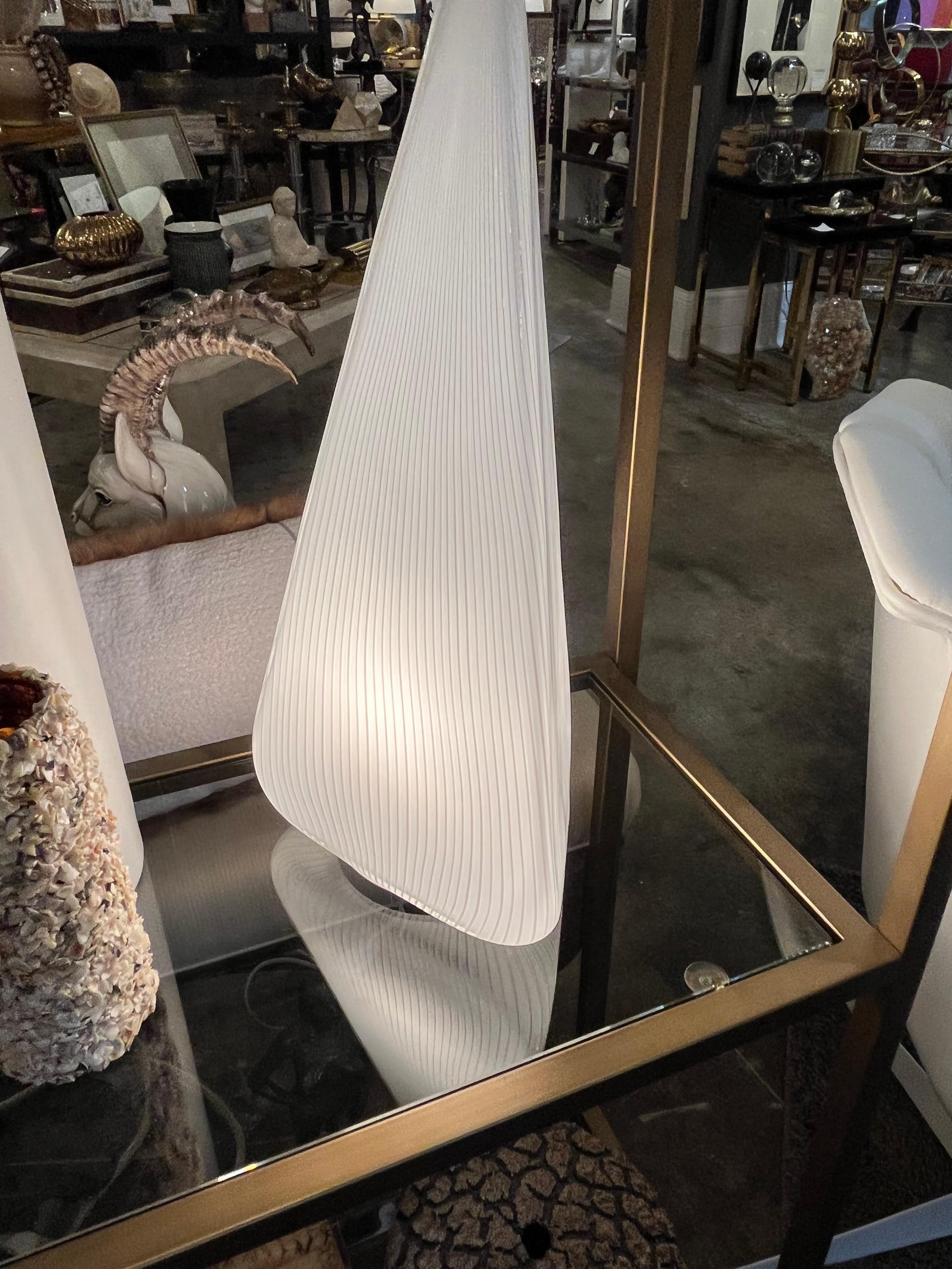 Mid-Century Modern Murano glass pyramid table lamp by Vierti In Good Condition In Winnetka, IL
