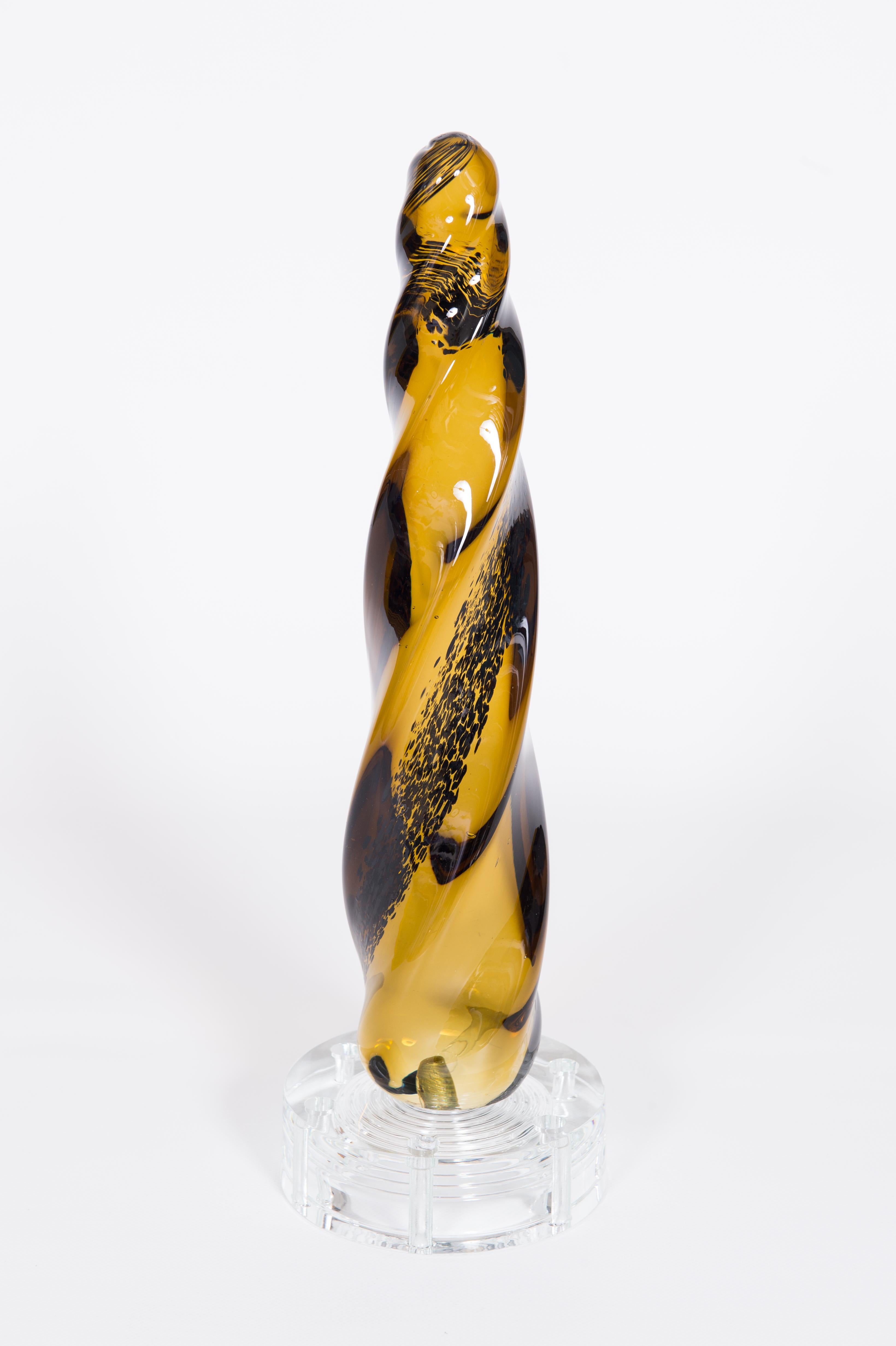 Exquise sculpture en verre de Murano moderne du milieu du siècle par Giovanni Dalla Fina, années 1990

Cette magnifique sculpture en verre de Murano est un exemple frappant du design moderne du milieu du siècle, créé par l'estimé maître verrier