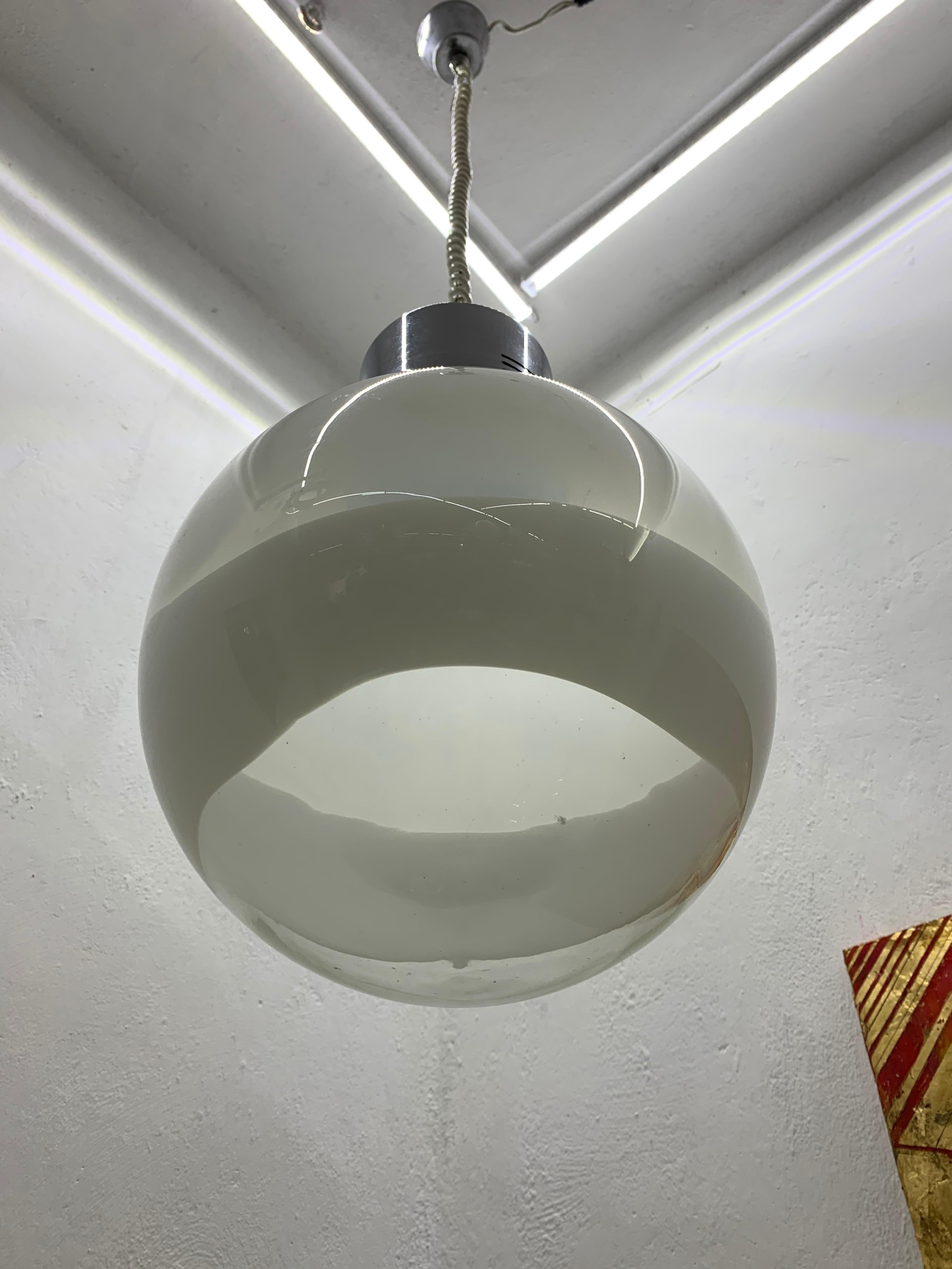 Italiano Sfera in vetro di Murano della metà del secolo scorso di Mazzega Murano, circa 1970 in vendita