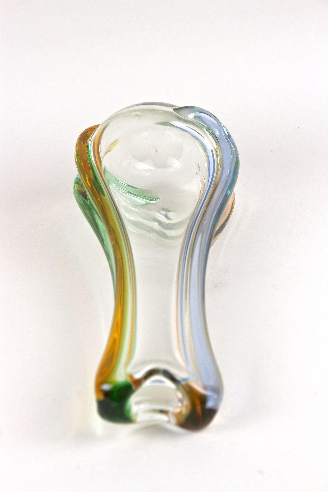 Mid Century Modern Murano Glass Vase by Sommerso Murano, Italy circa 1960 For Sale 8