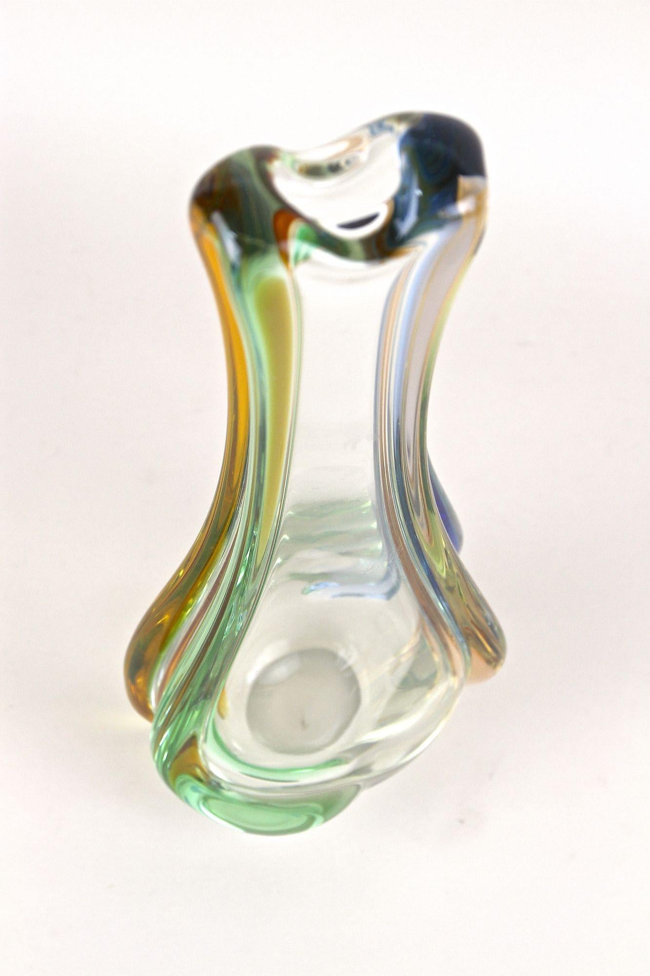 Mid Century Modern Murano Glass Vase by Sommerso Murano, Italy circa 1960 For Sale 10