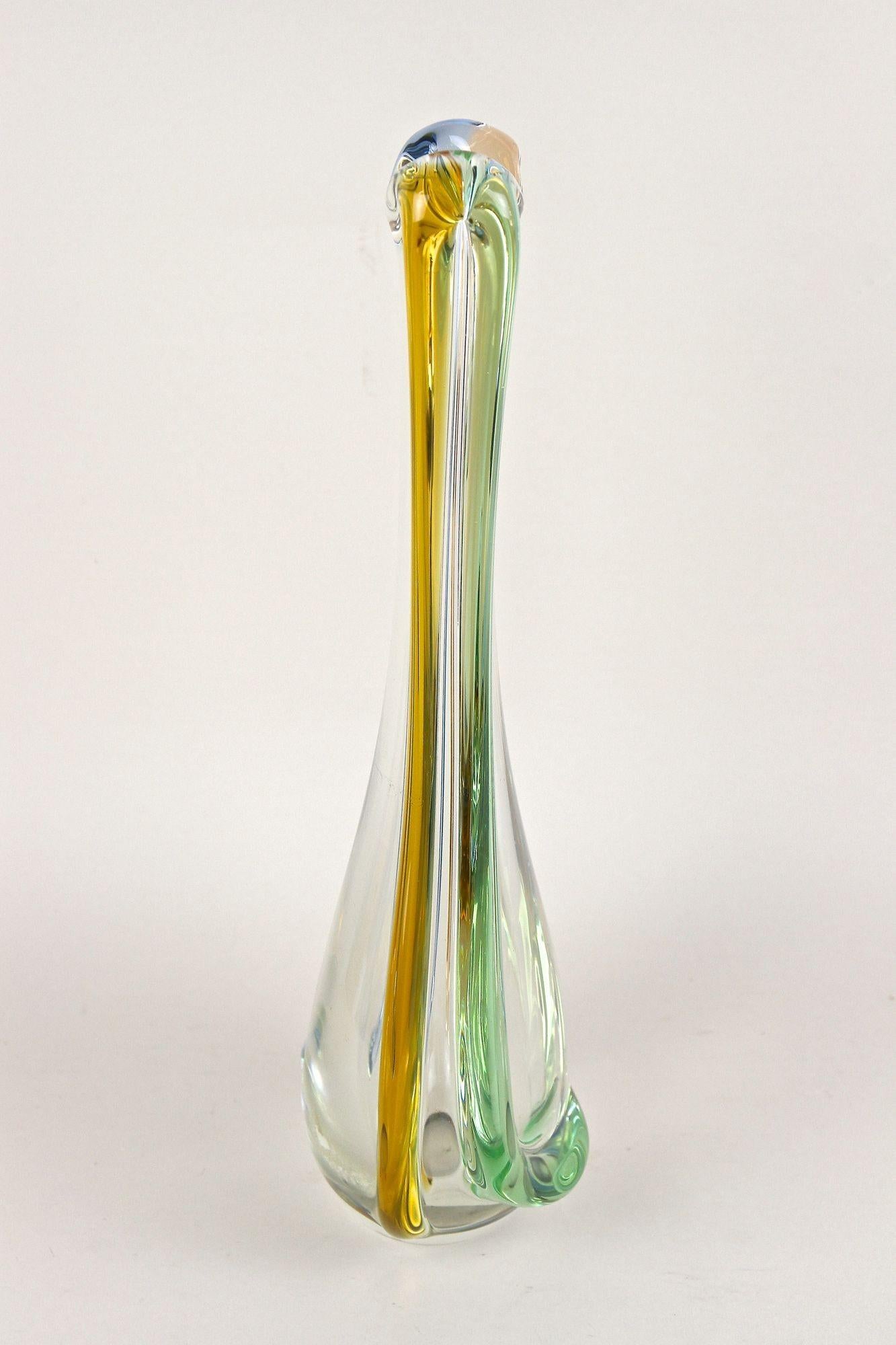 Italian Mid Century Modern Murano Glass Vase by Sommerso Murano, Italy circa 1960 For Sale