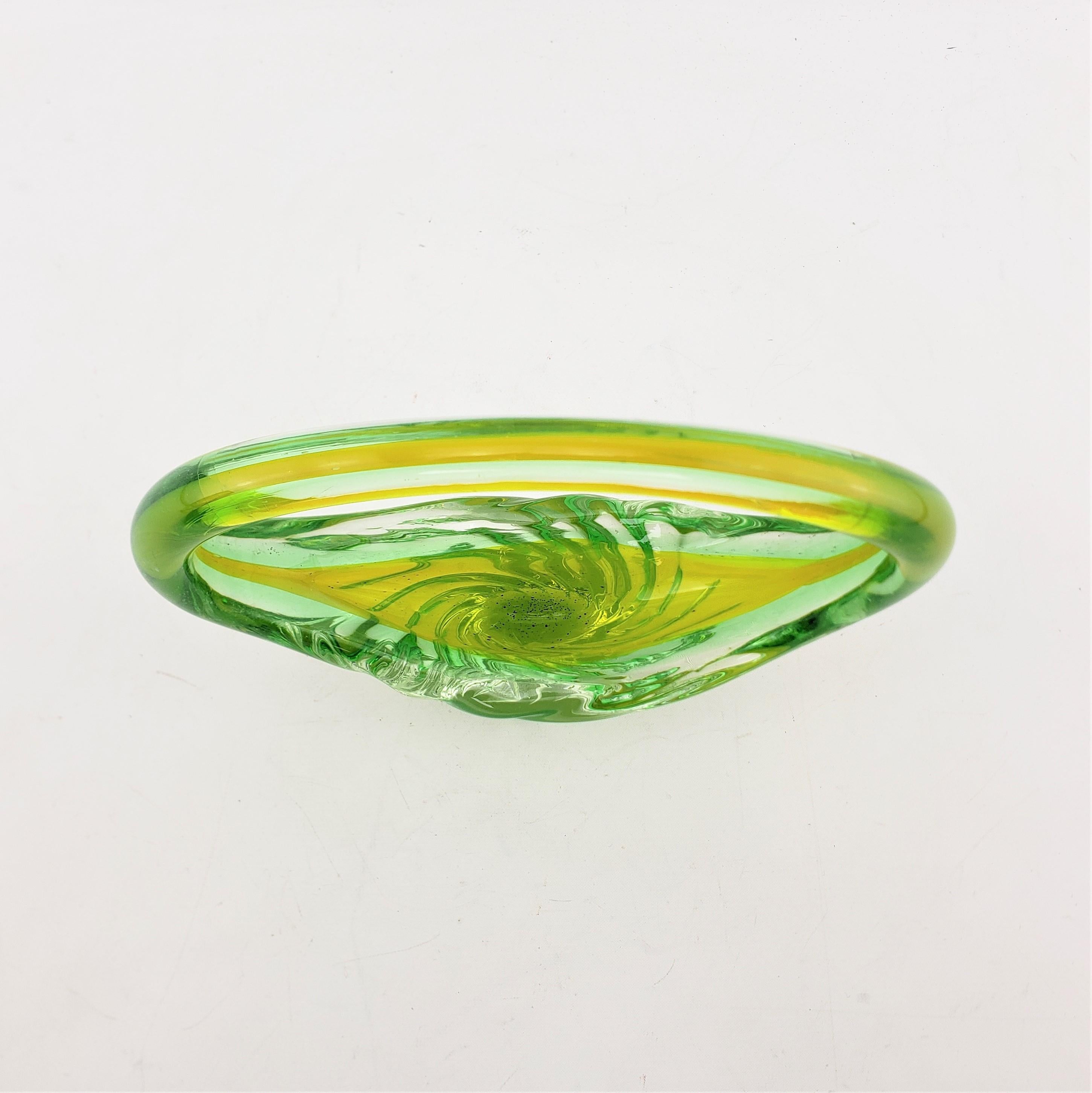Mid-Century Modern Murano Green & Uranium Art Glass Basket Styled Vase For Sale 2