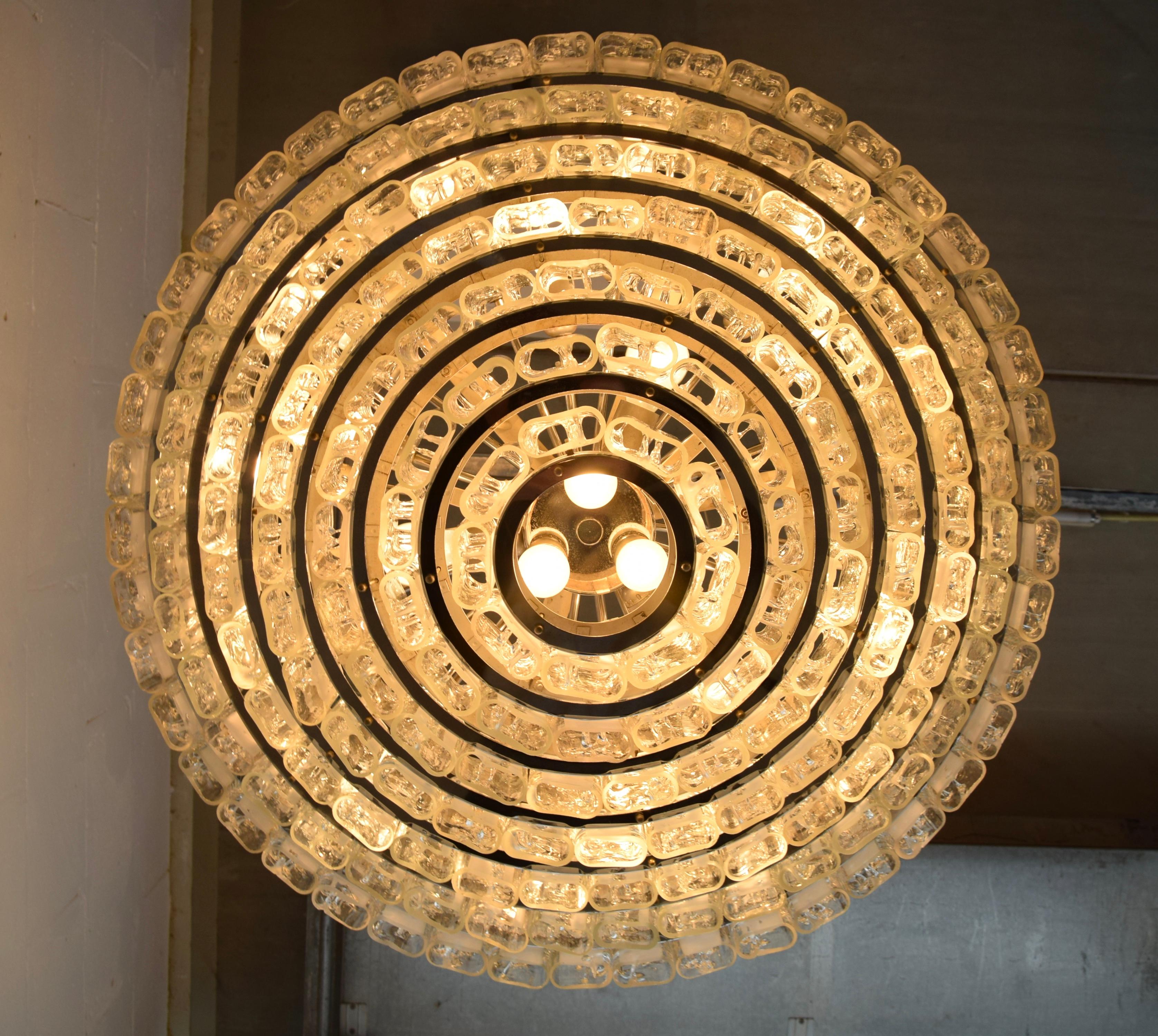 Mid-Century Modern Murano Hand Blown Glass XXL Flush Mount Lamp For Sale 7