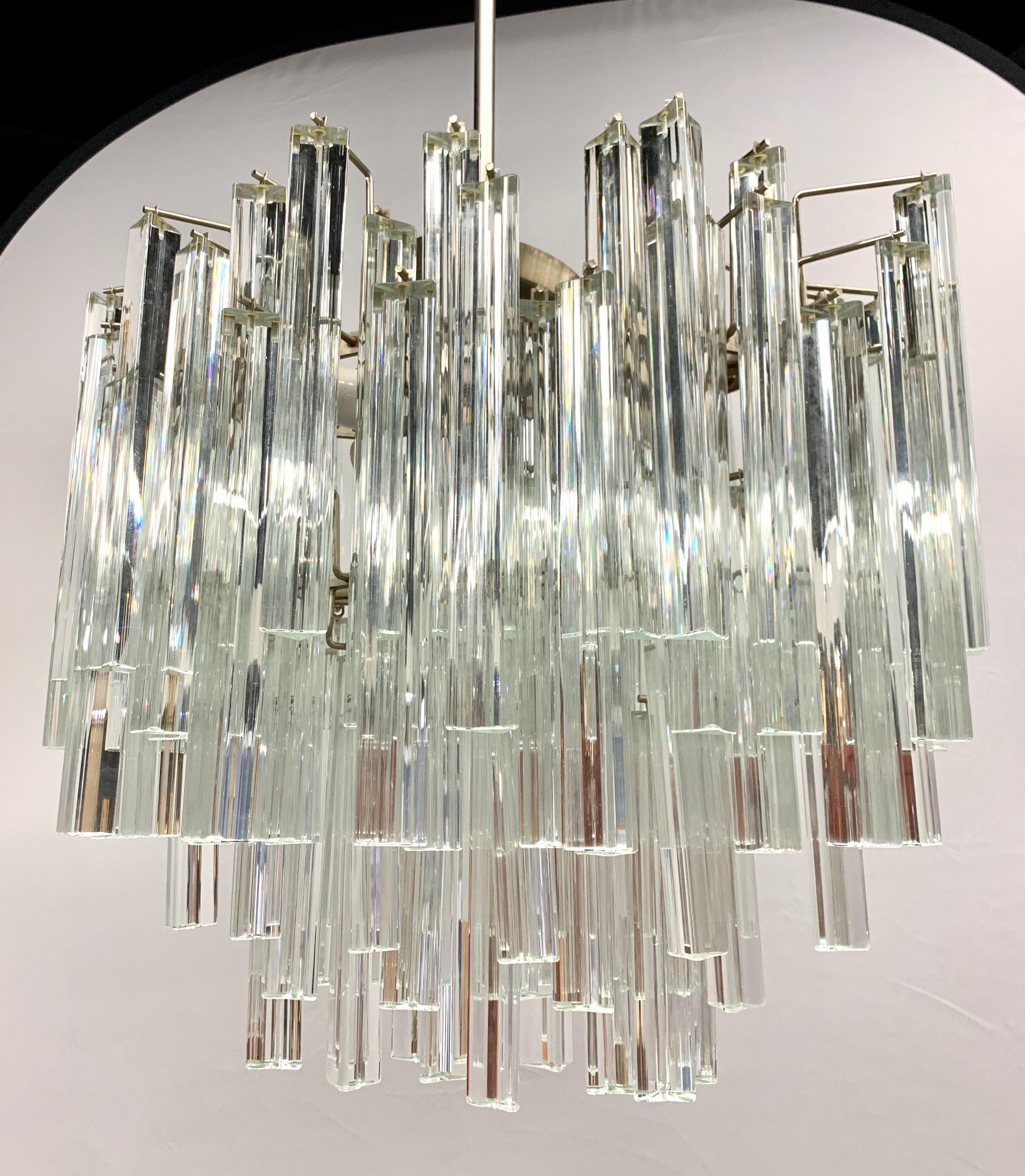 Mid-Century Modern Murano Italy Camer Glass Chandelier In Good Condition In West Hartford, CT