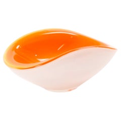 Cuenco decorativo de Murano moderno de mediados de siglo con forma geométrica soplado a boca / Pieza