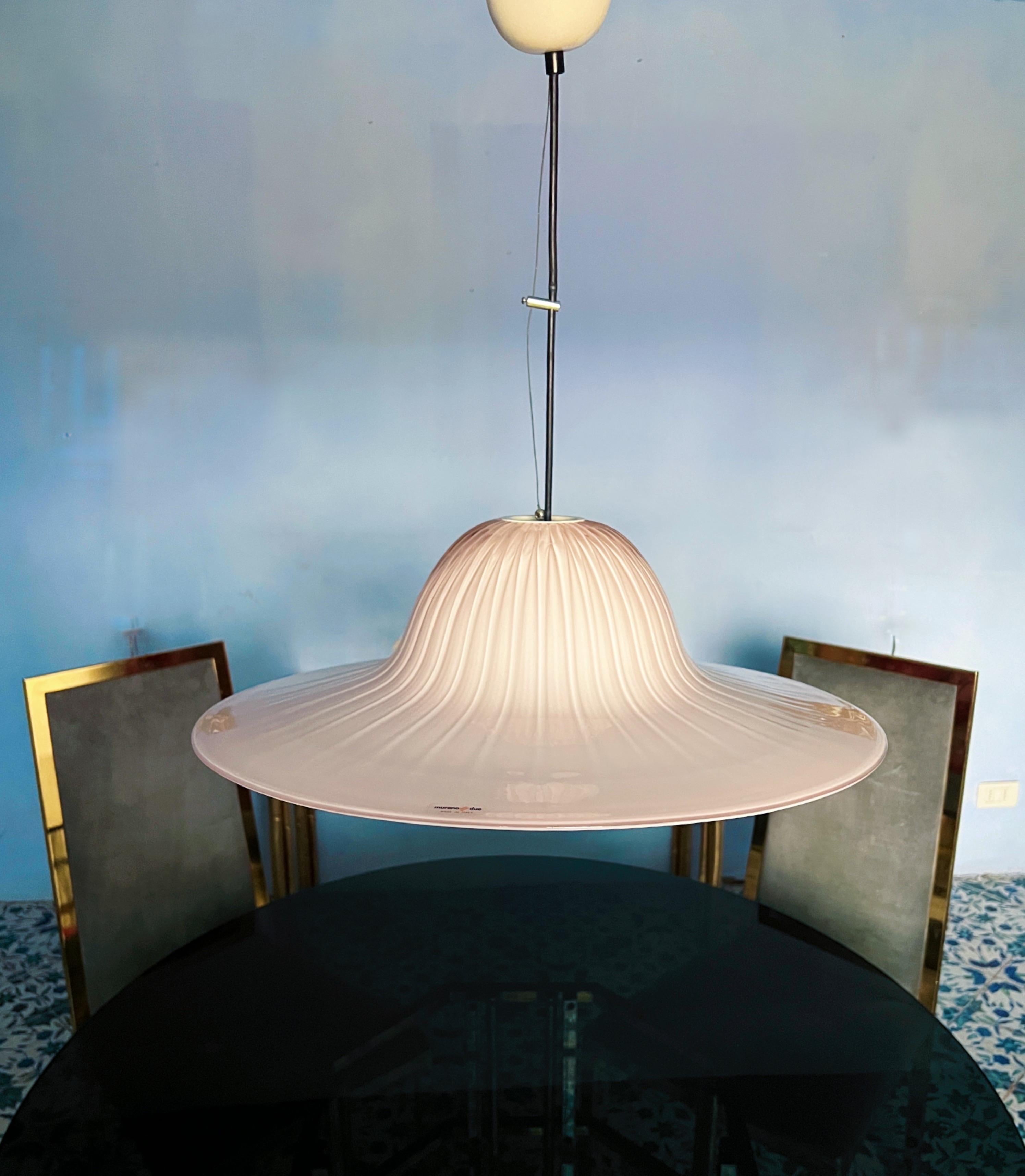 Mid-Century Modern Murano pendant light by Murano Due  For Sale 4