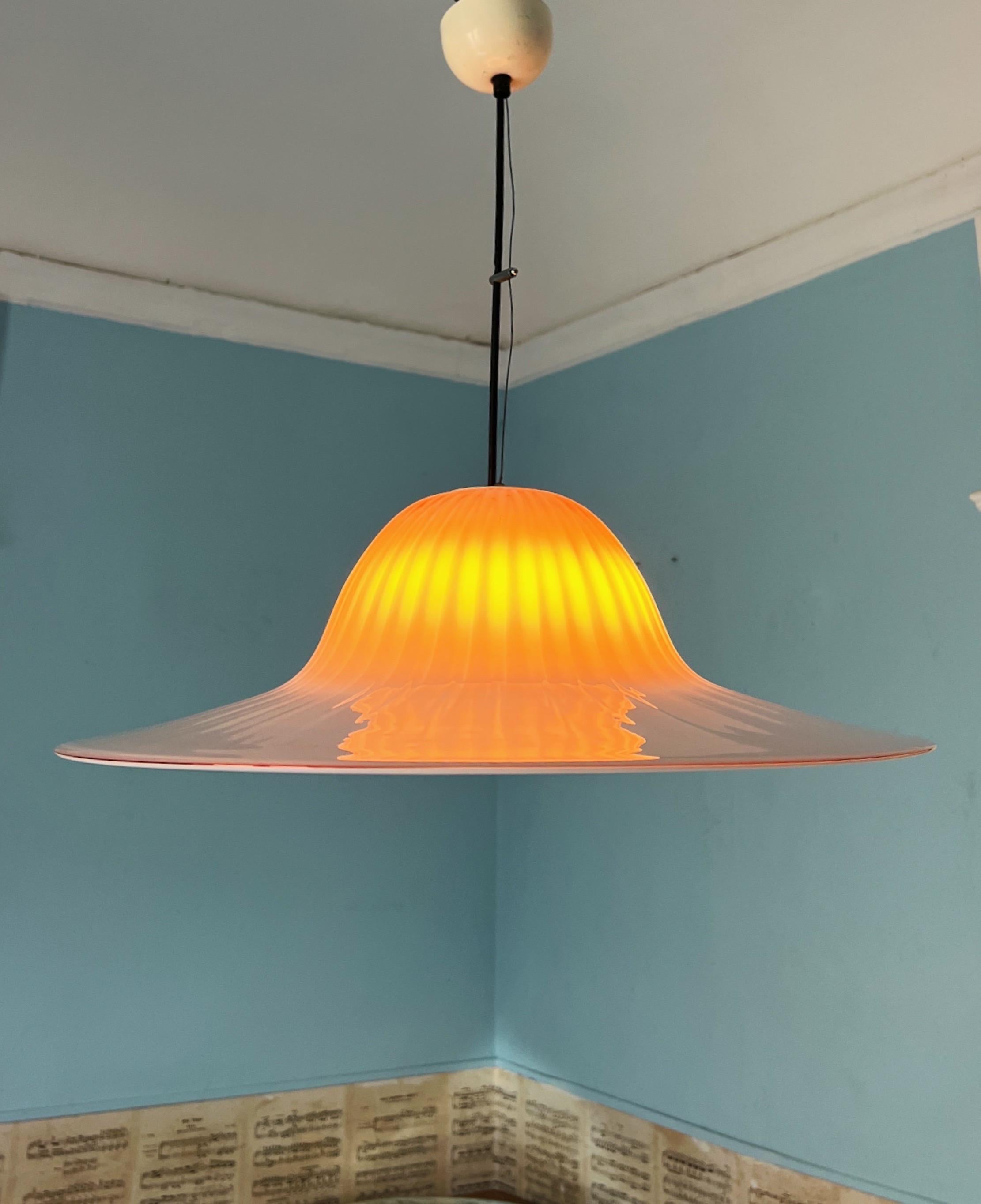 Mid-Century Modern Murano pendant light by Murano Due  For Sale 2