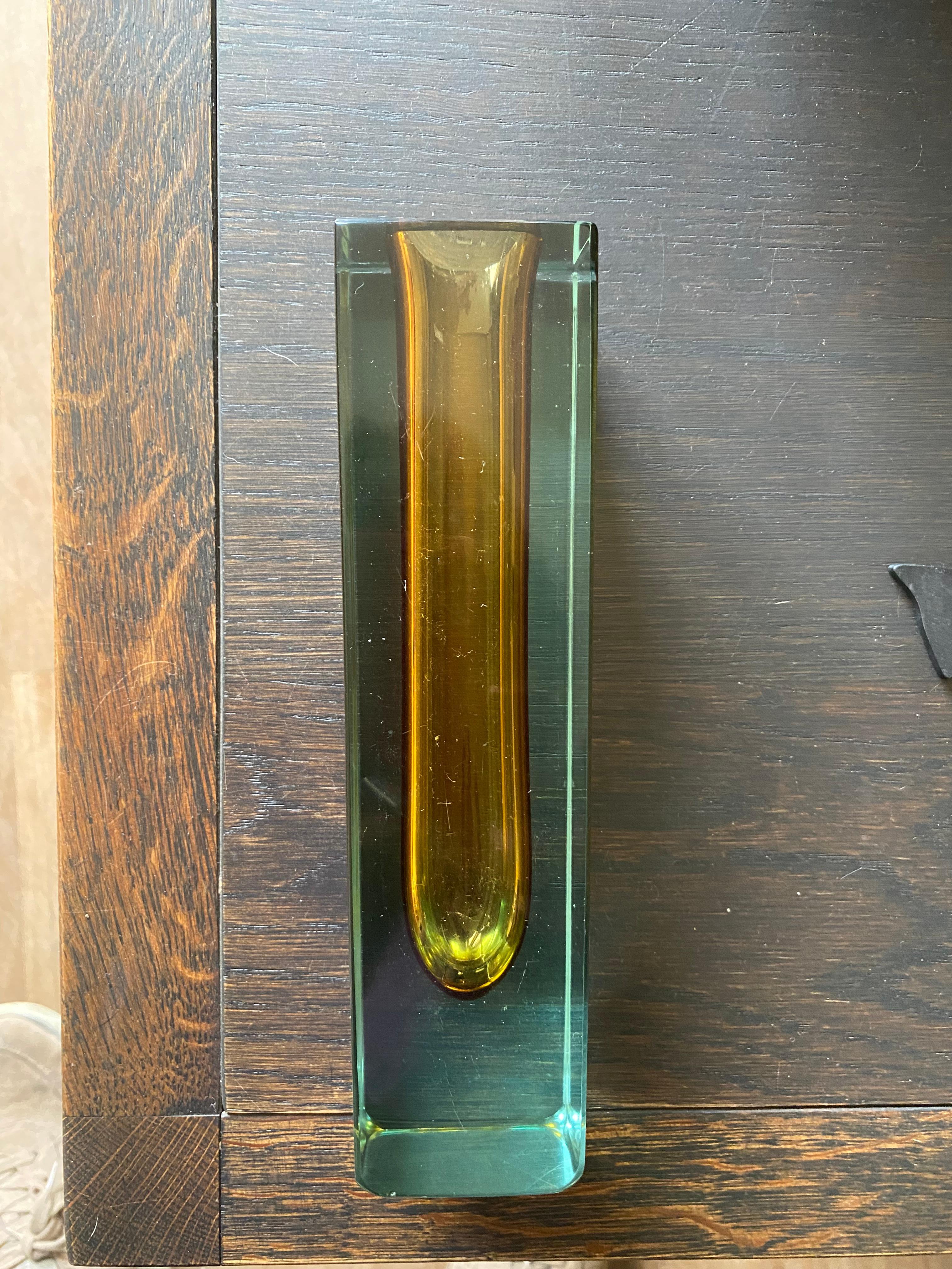 Mid-century Modern Murano Sommerso Glass Vase For Sale 6