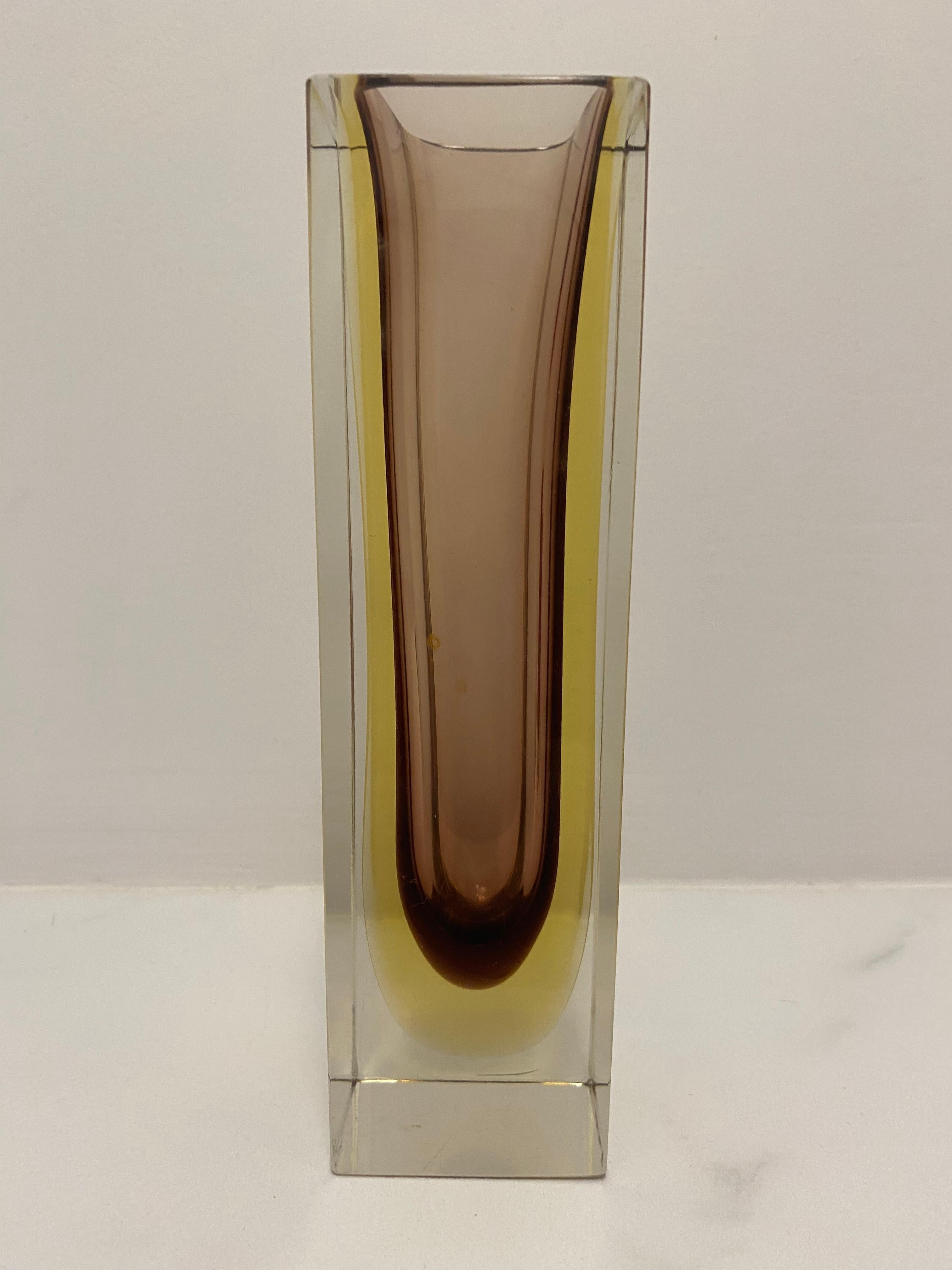 Mid-Century moderno Vaso in vetro di Murano Glass Sommerso della metà del secolo scorso in vendita