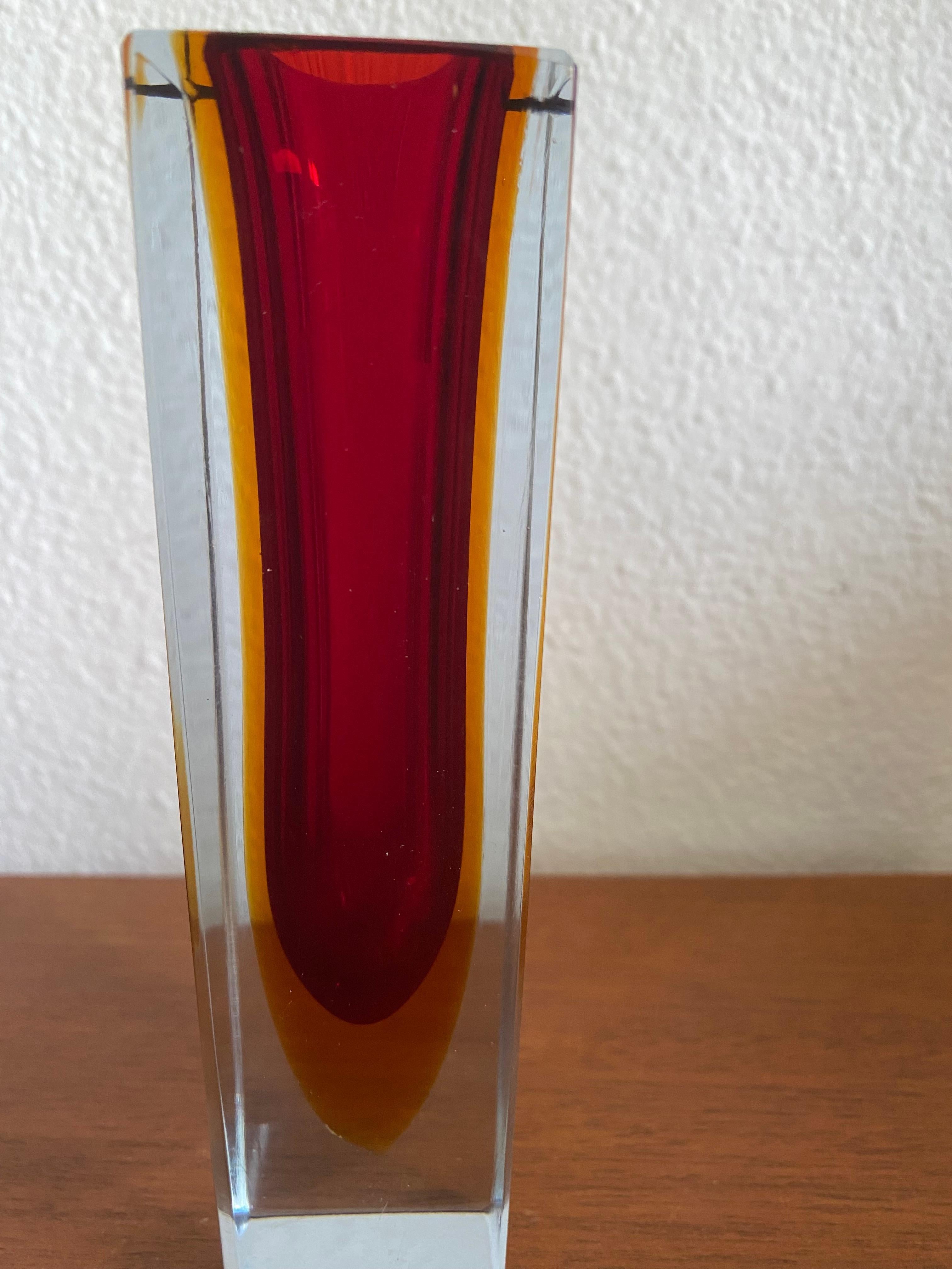 italien Vase en verre Sommerso de Murano moderne du milieu du siècle dernier en vente