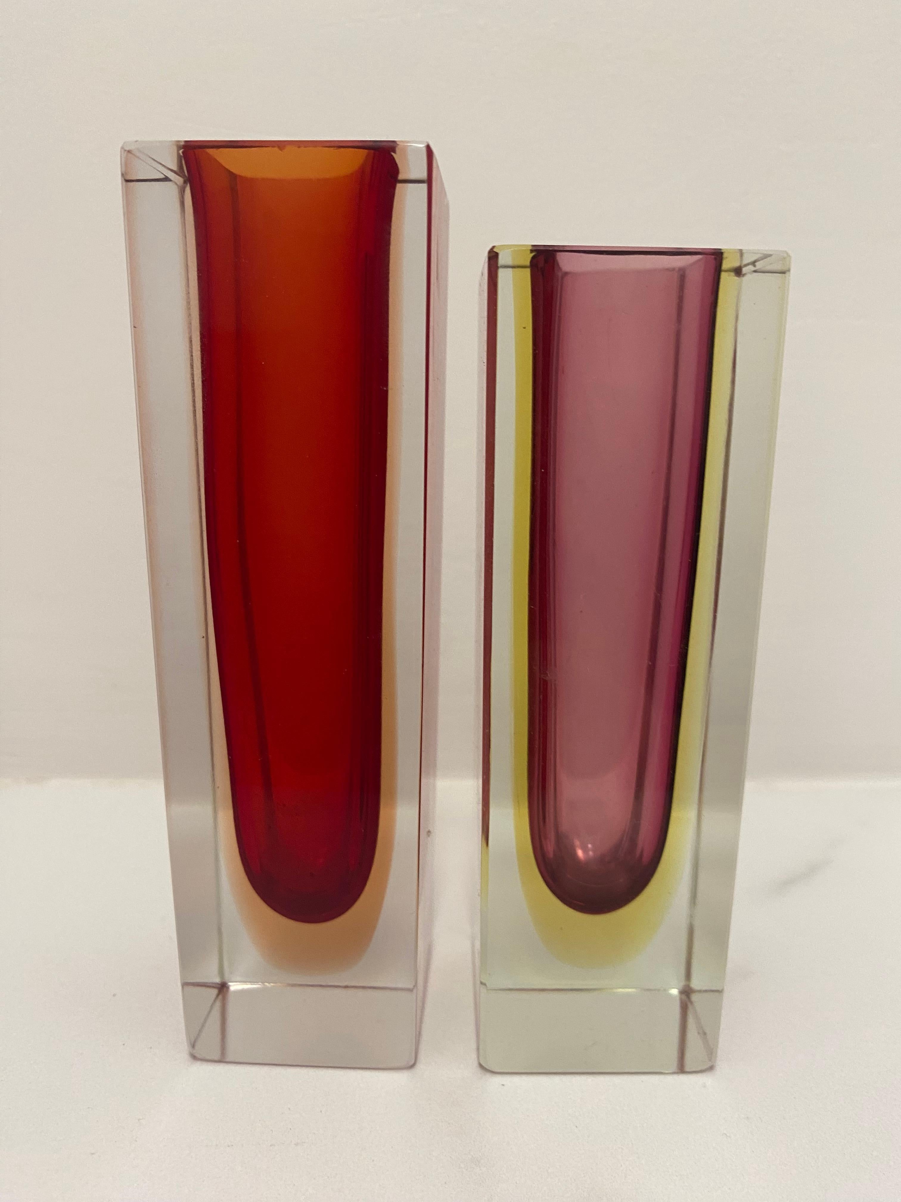 Italiano Vaso in vetro di Murano Glass Sommerso della metà del secolo scorso in vendita
