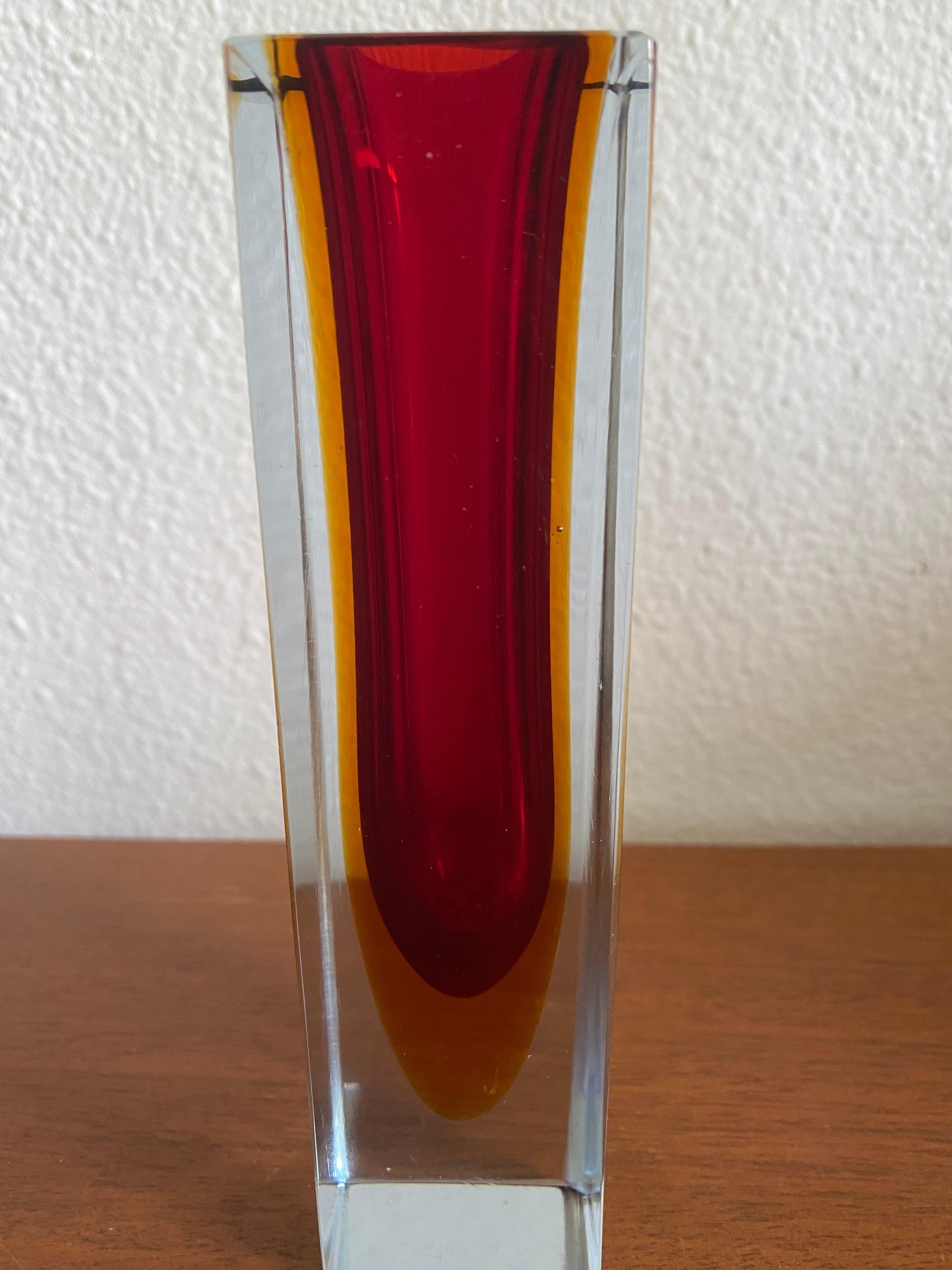 Mid-Century Modern Murano Sommerso Glass Vase For Sale 1