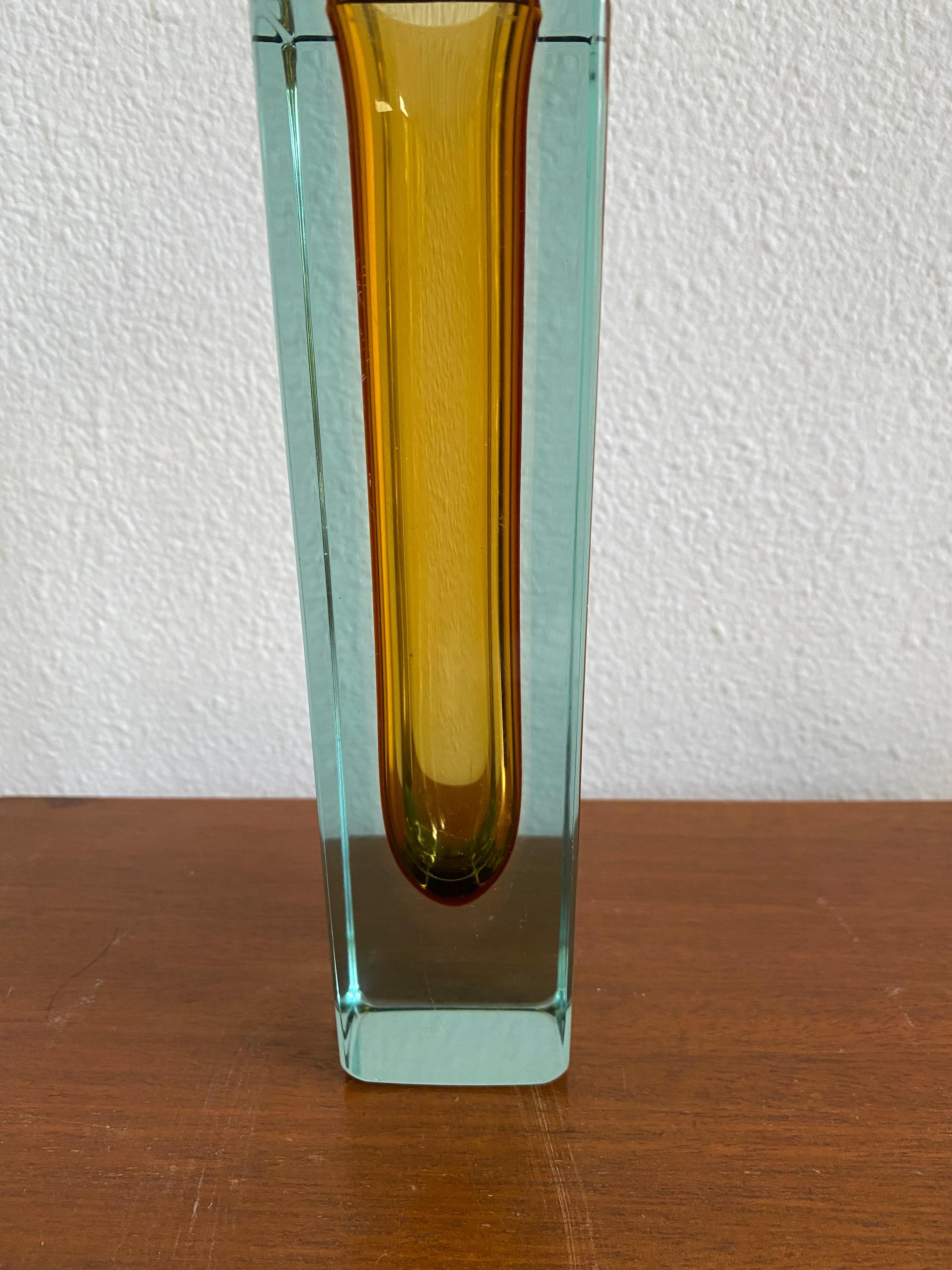 Mid-century Modern Murano Sommerso Glass Vase For Sale 1