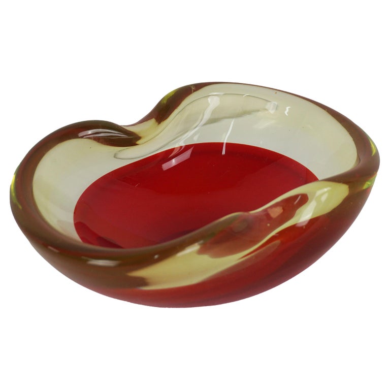Mid-Century Modern Murano Uranium Green and Red Bowl or Ashtray For Sale