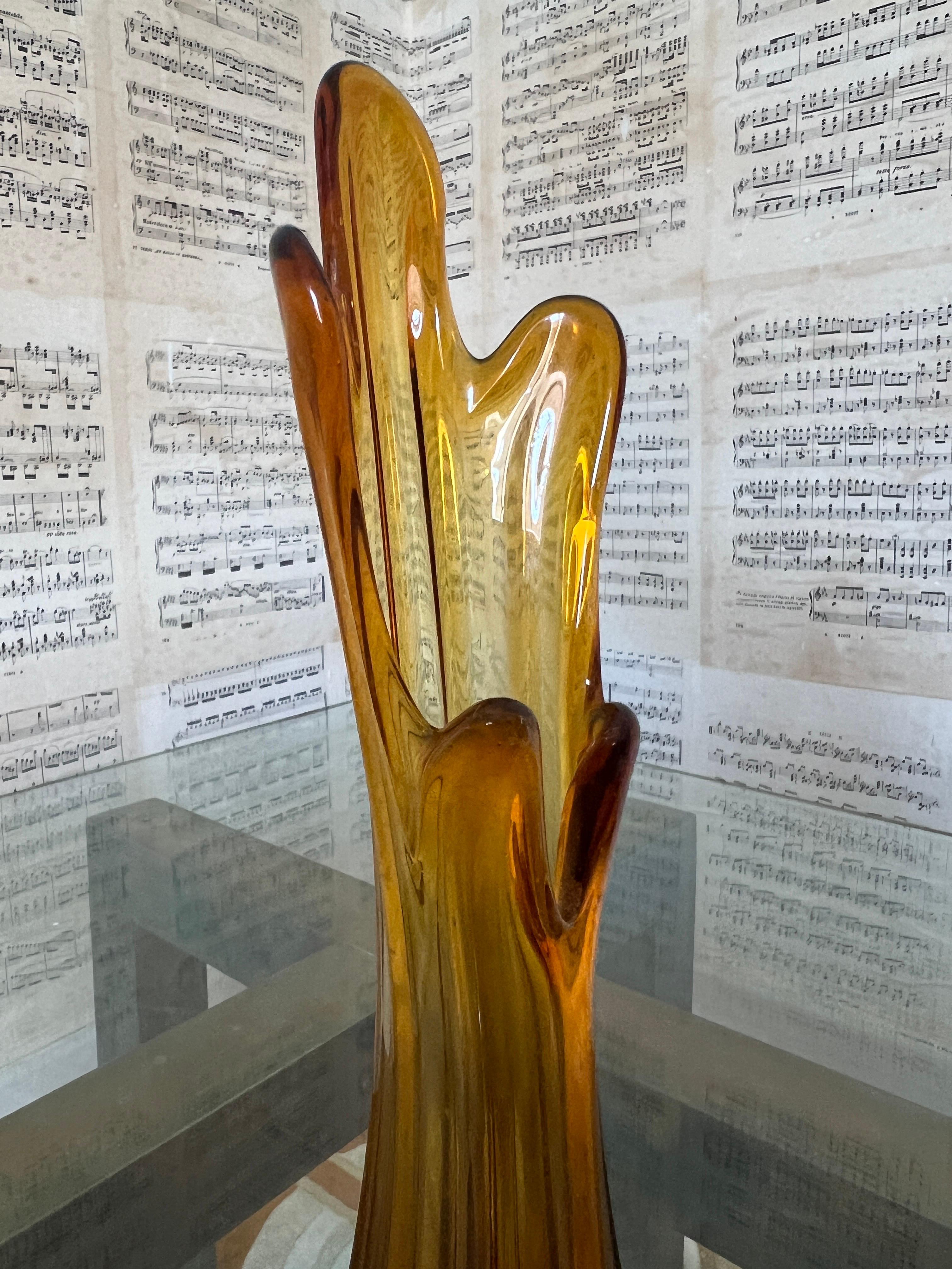 italien Vase de Murano moderne du milieu du siècle dernier en verre de couleur ambre en vente