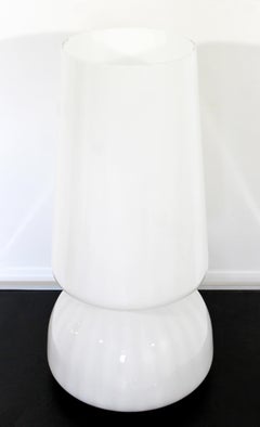 Lampe de table Murano Veluce en verre blanc:: Italie:: 1970
