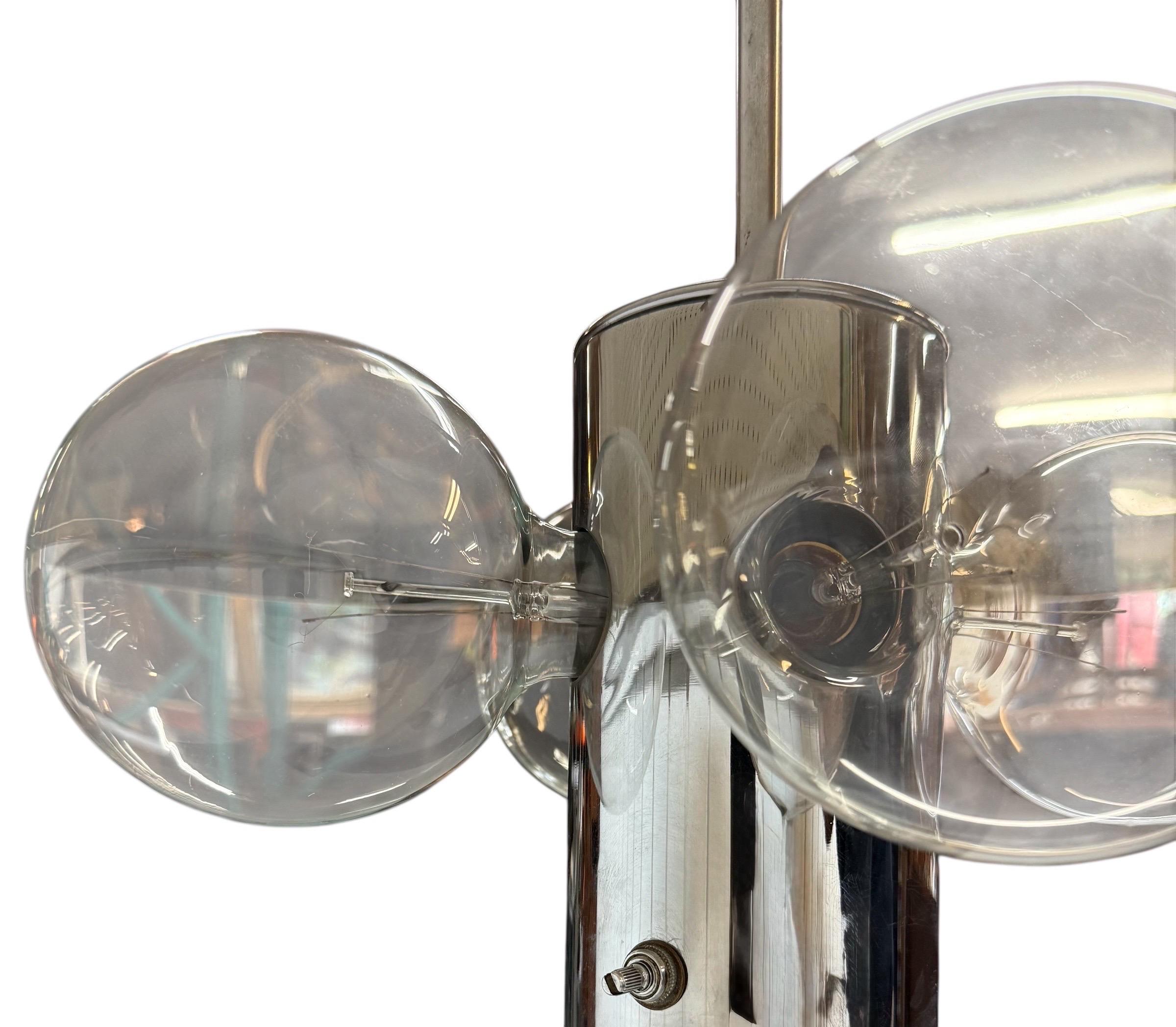 Mid-Century Modern Mushroom Chrome Floor Lamp For Sale 1