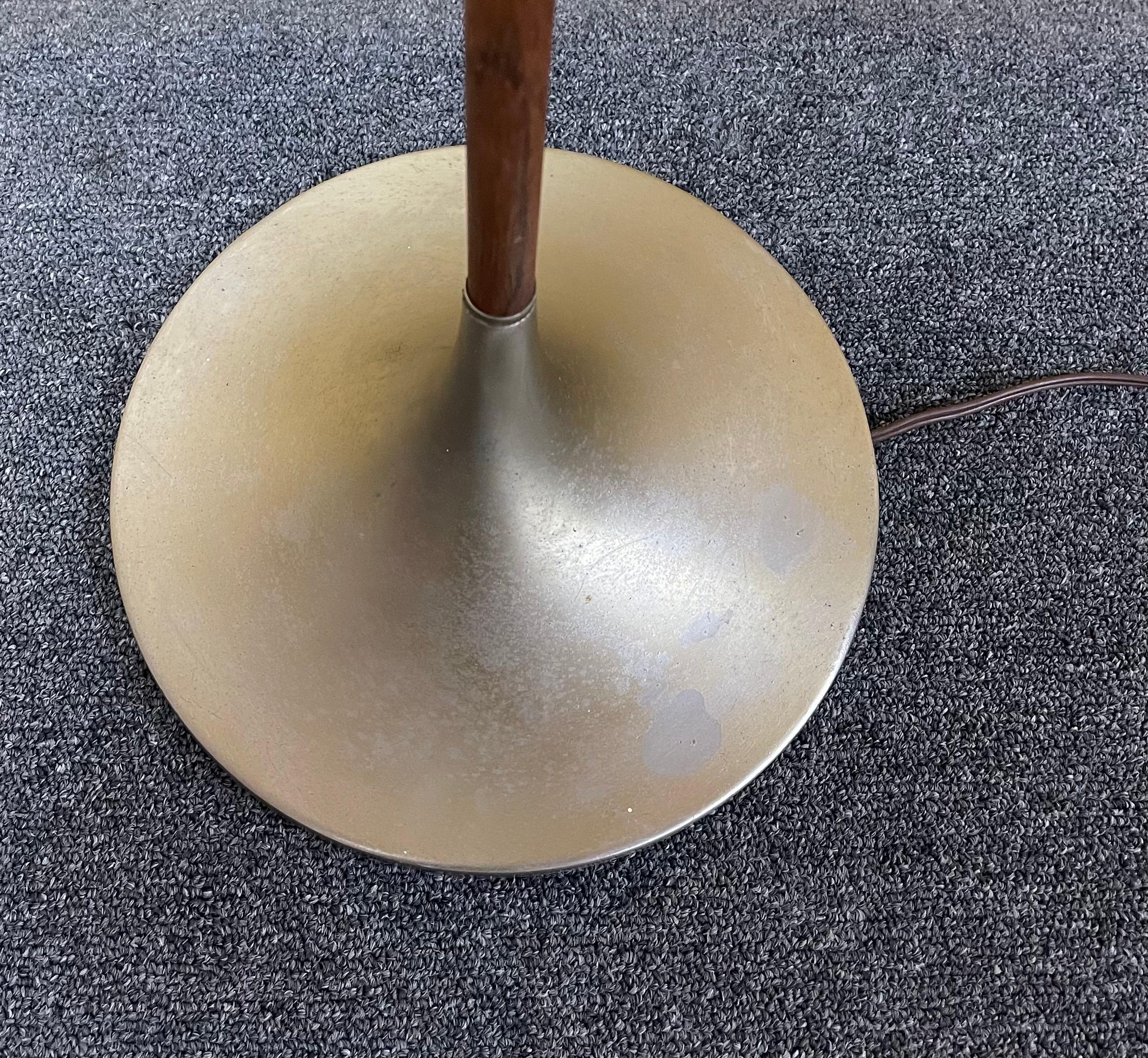 Mid-Century Modern Mushroom Floor Lamp on Rosewood Stem by Laurel Lamp Co. 2