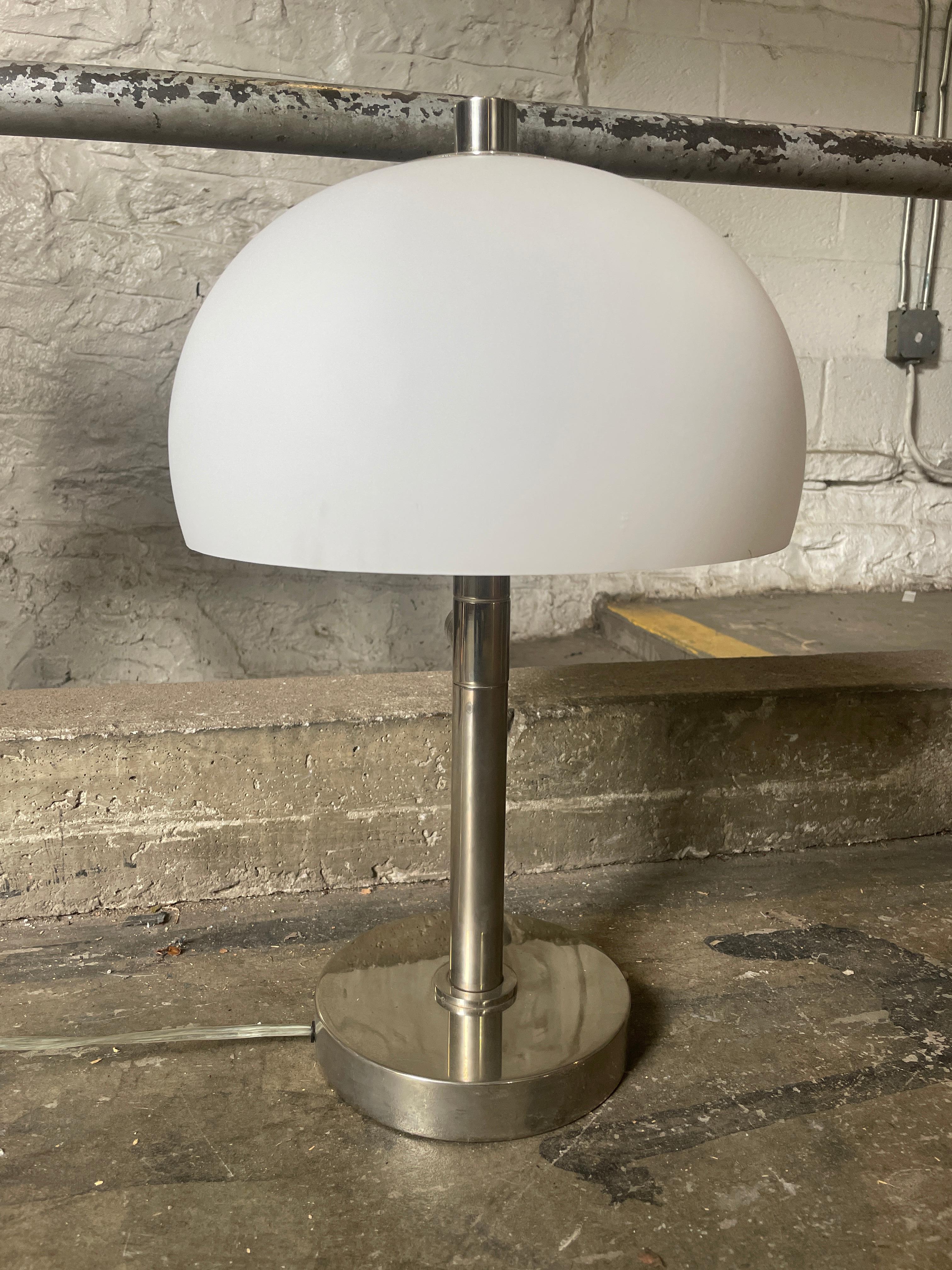 Mid Century Modern Mushroom Style Frosted Glass an Nickel Table Lamp In Good Condition In BROOKLYN, NY