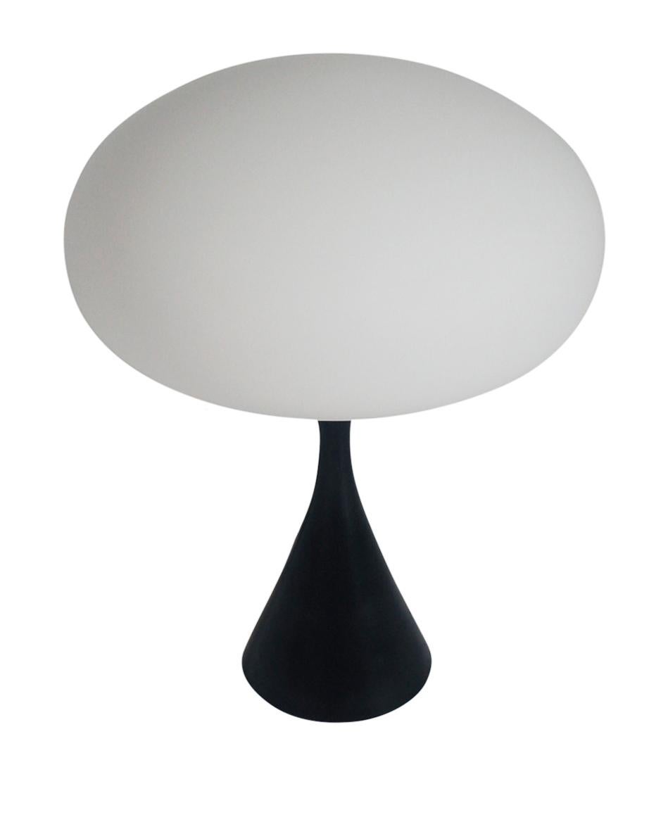 Mid-Century Modern Mushroom Table Lamp by Designline in Black & White In New Condition For Sale In Philadelphia, PA