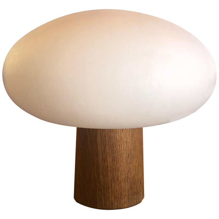 armario Él mismo tímido Mid-Century Modern Mushroom Table Lamp on Solid Teak Base by Laurel Lamp  Co. at 1stDibs | mid century mushroom table lamp, mid century mushroom lamp,  mcm mushroom lamp